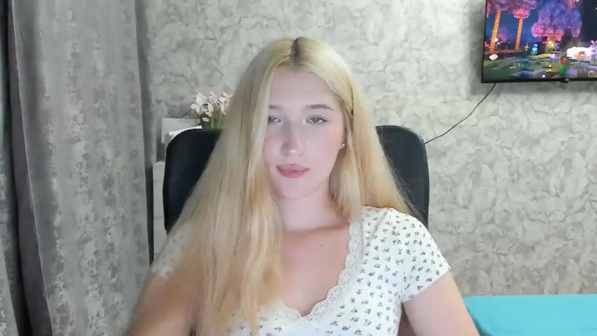 Gallery image thumbnail from Ilona_Here's myfreecams stream on, 08/20/2026, 18:28 image 20 of 20