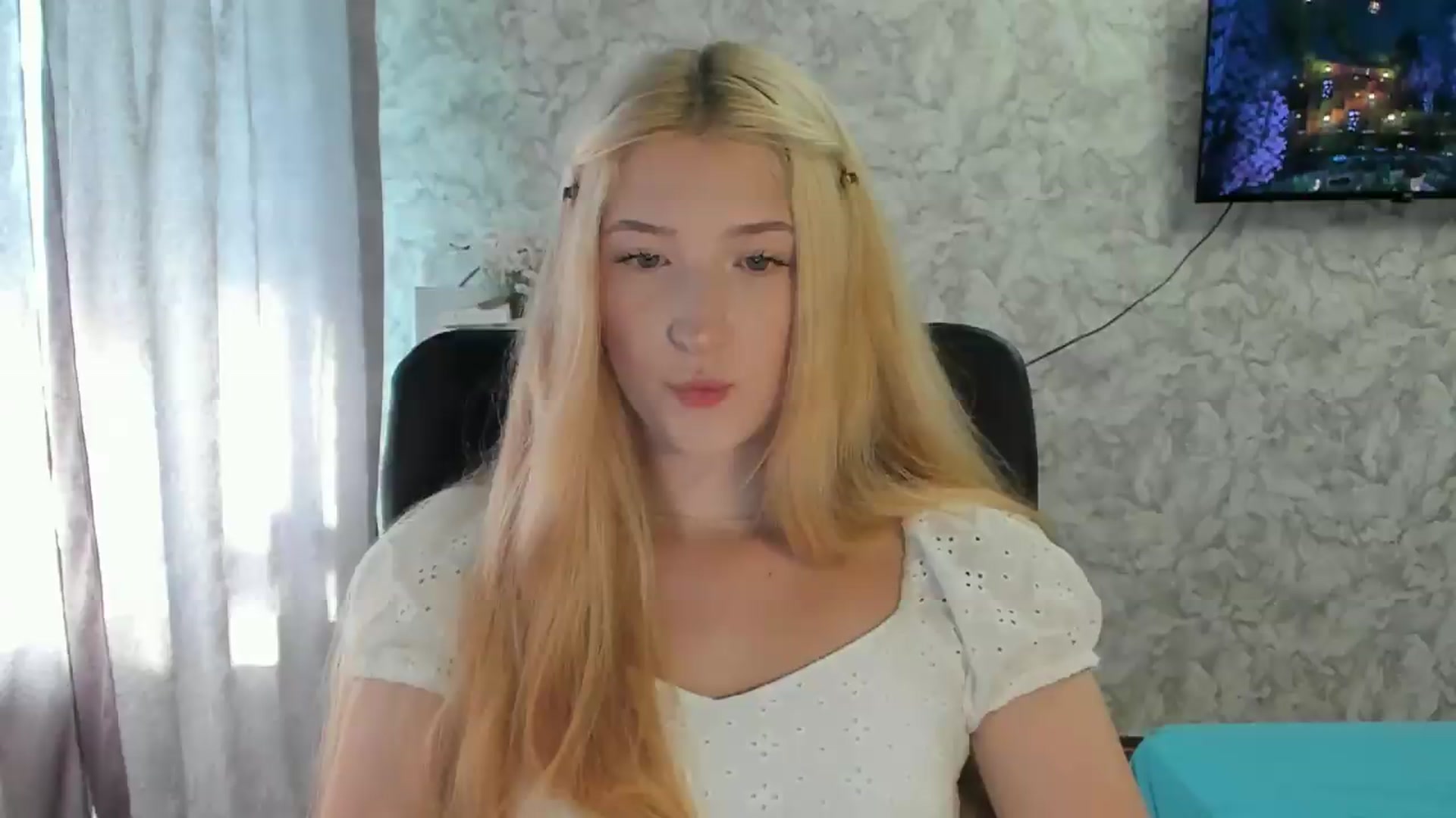 Gallery image thumbnail from Ilona_Here's myfreecams stream on, 08/23/2026, 12:37 image 4 of 20