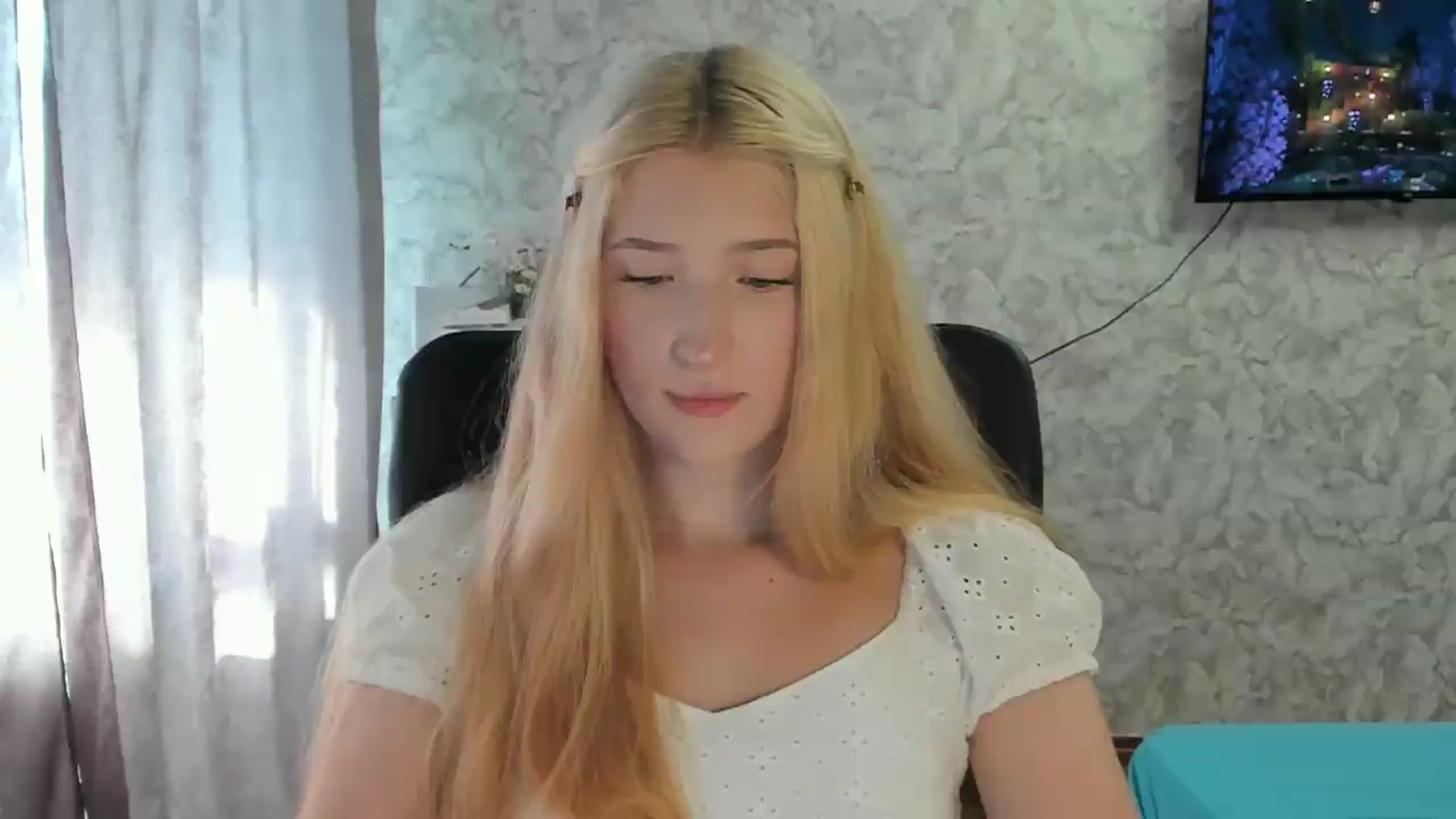 Gallery image thumbnail from Ilona_Here's myfreecams stream on, 08/23/2026, 12:37 image 5 of 20