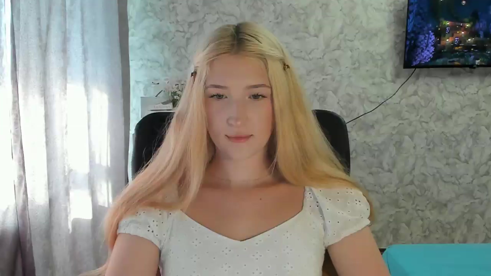 Gallery image thumbnail from Ilona_Here's myfreecams stream on, 08/23/2026, 12:37 image 12 of 20