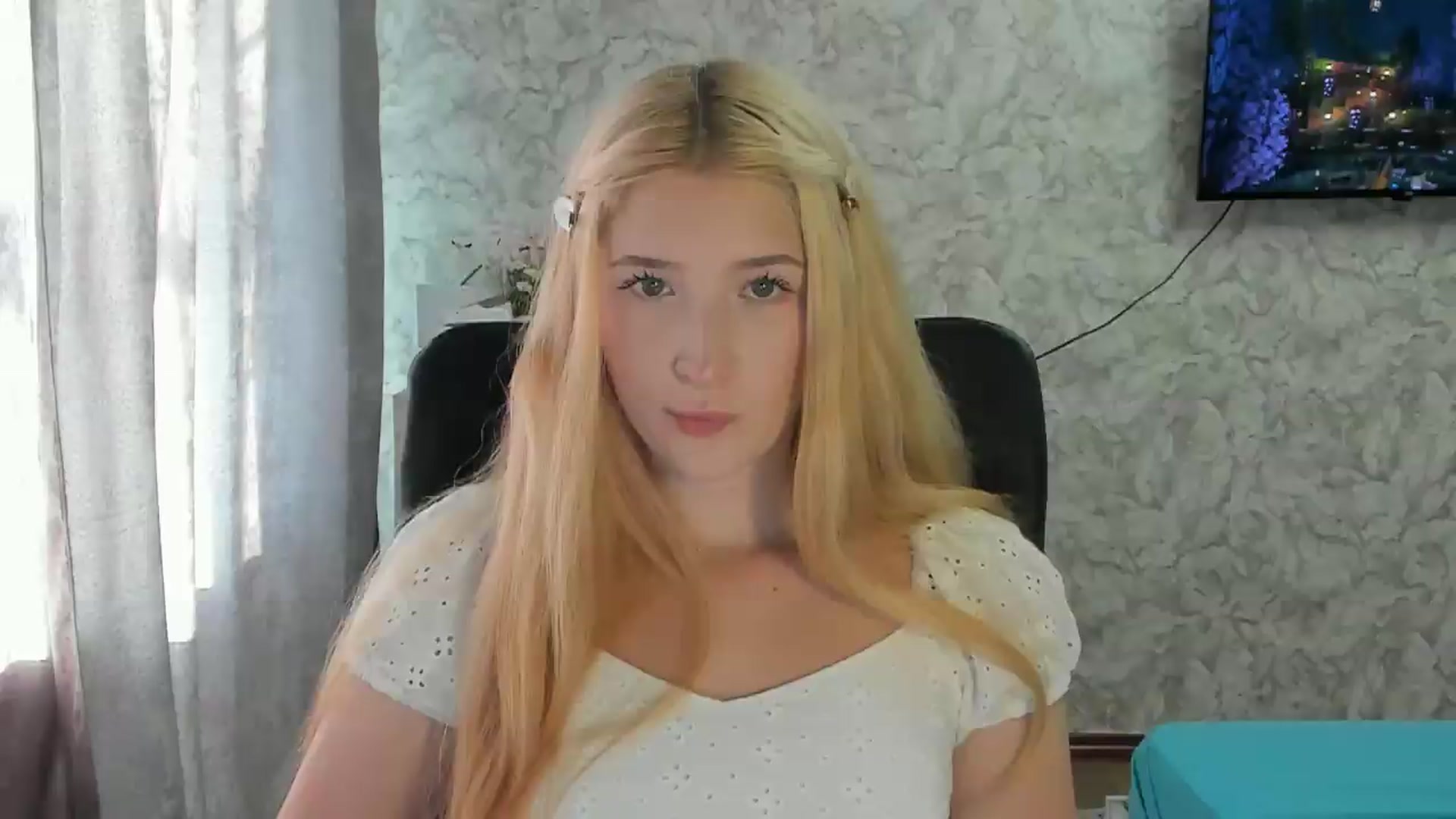 Gallery image thumbnail from Ilona_Here's myfreecams stream on, 08/23/2026, 14:31 image 10 of 20