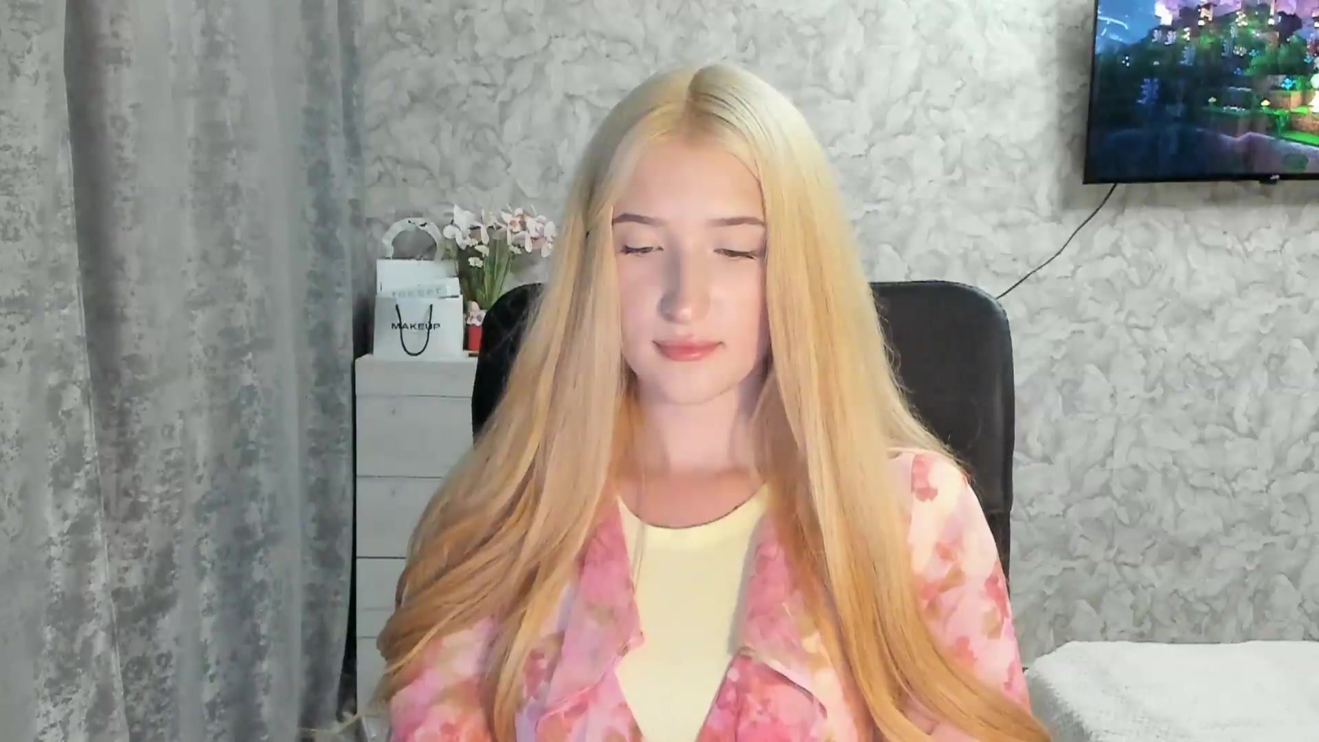 Gallery image thumbnail from Ilona_Here's myfreecams stream on, 08/25/2026, 17:34 image 20 of 20