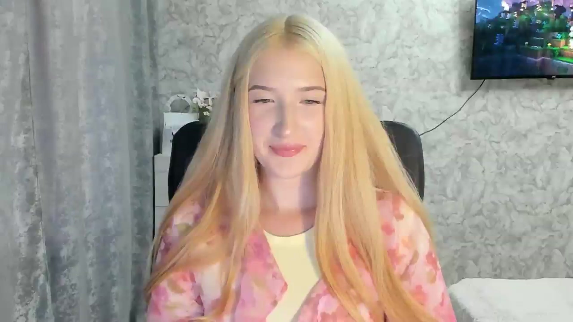 Gallery image thumbnail from Ilona_Here's myfreecams stream on, 08/25/2026, 17:34 image 4 of 20