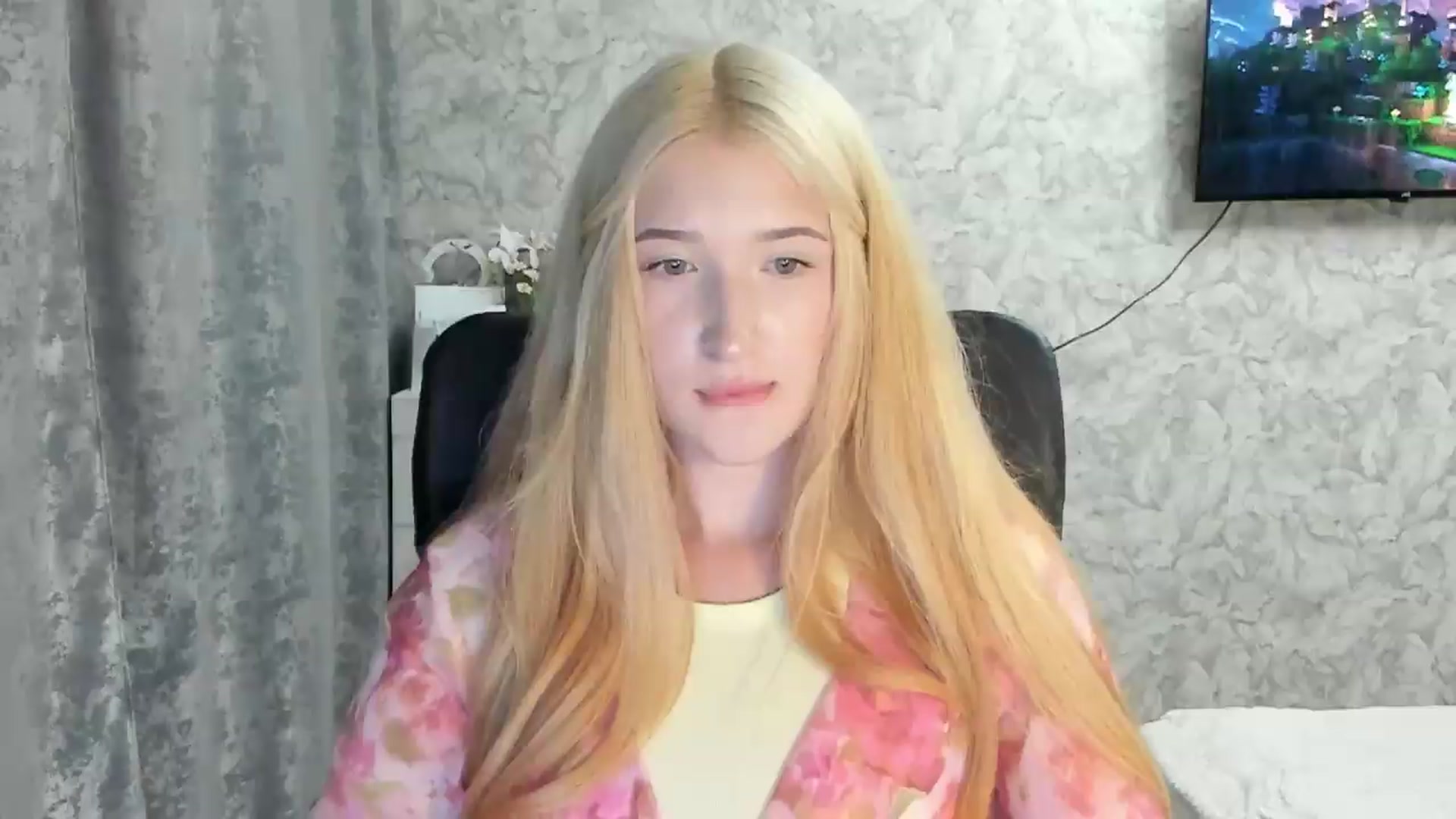 Gallery image thumbnail from Ilona_Here's myfreecams stream on, 08/25/2026, 20:25 image 6 of 20