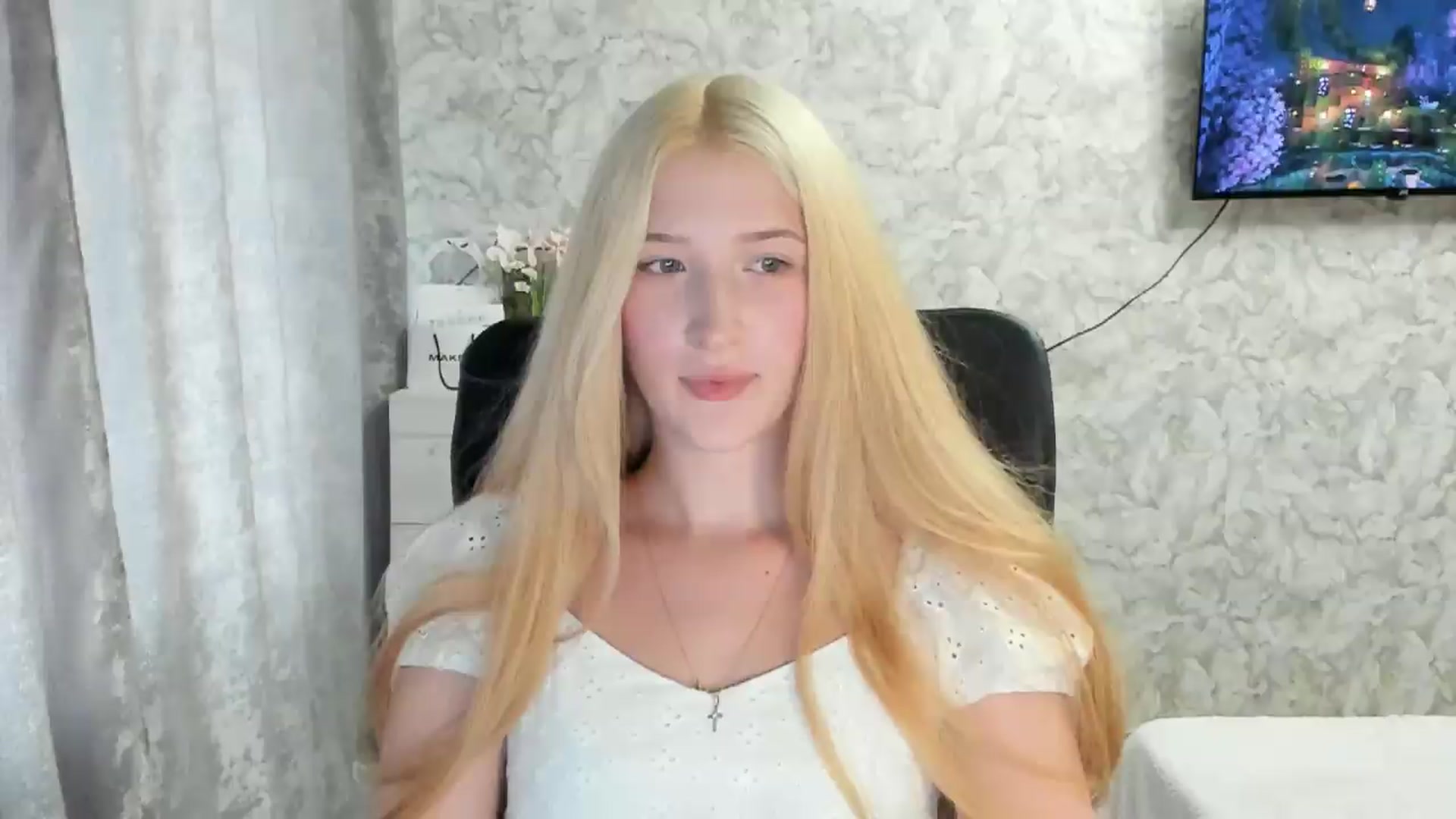 Gallery image thumbnail from Ilona_Here's myfreecams stream on, 08/26/2026, 11:50 image 9 of 20