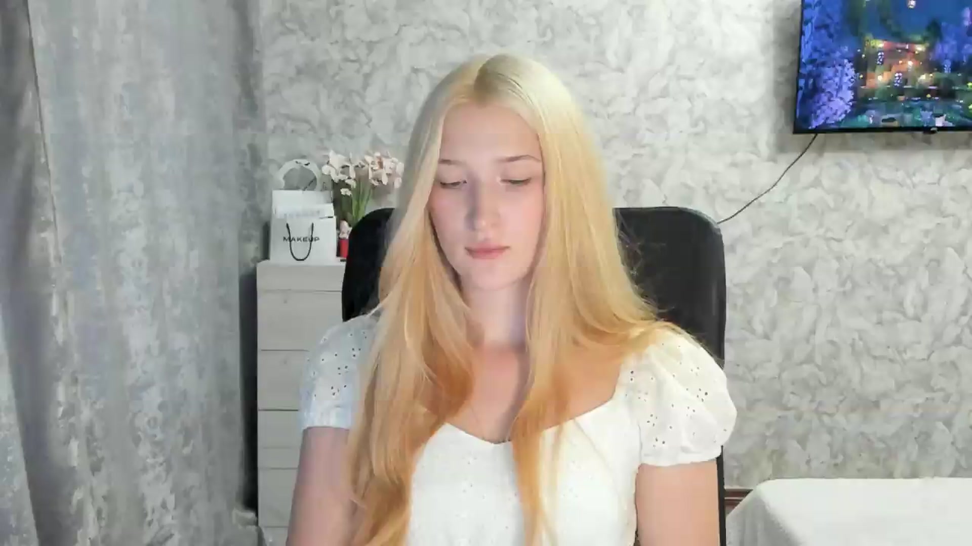 Gallery image thumbnail from Ilona_Here's myfreecams stream on, 08/26/2026, 13:06 image 20 of 20