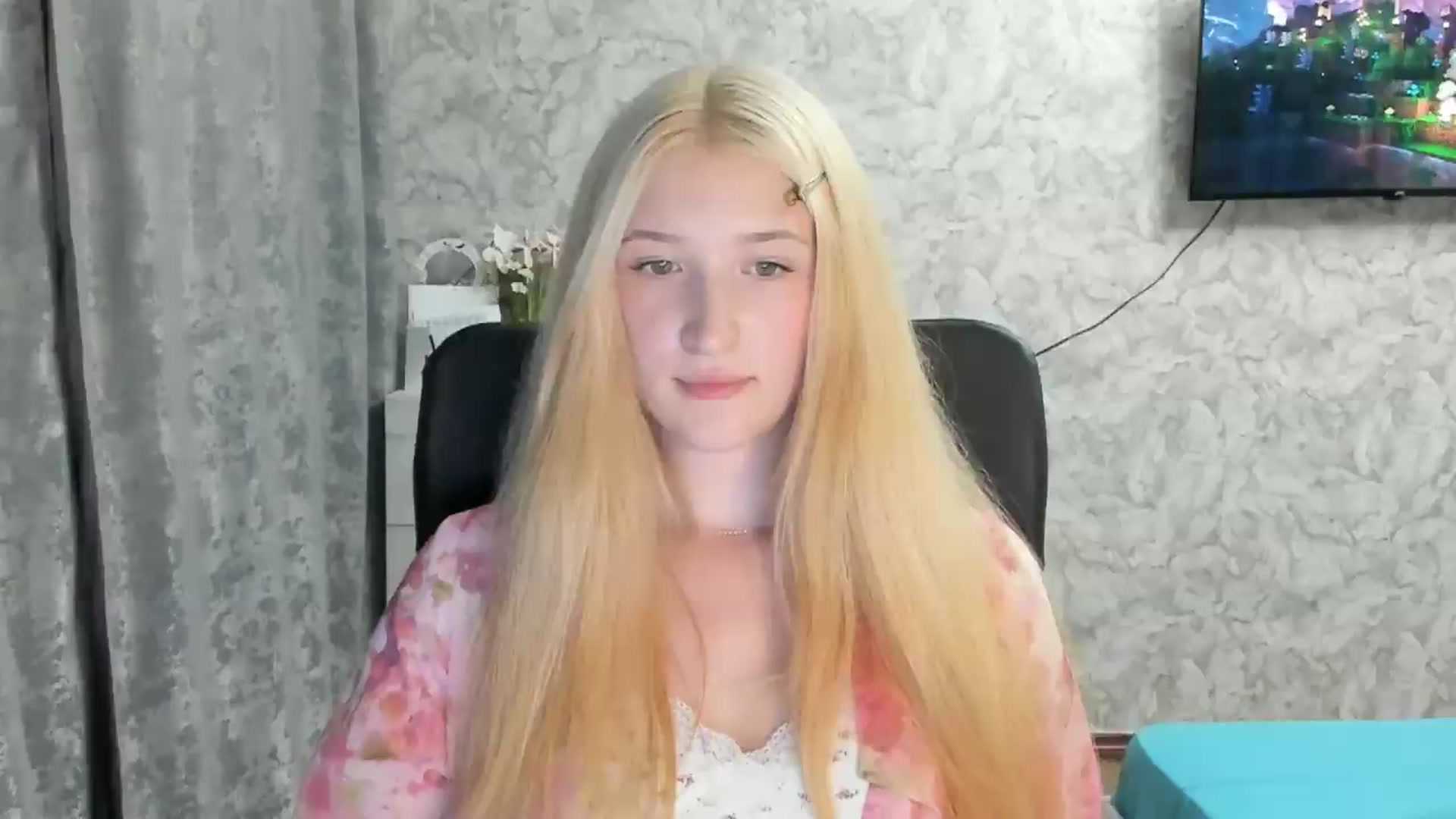 Gallery image thumbnail from Ilona_Here's myfreecams stream on, 08/27/2026, 18:08 image 10 of 20