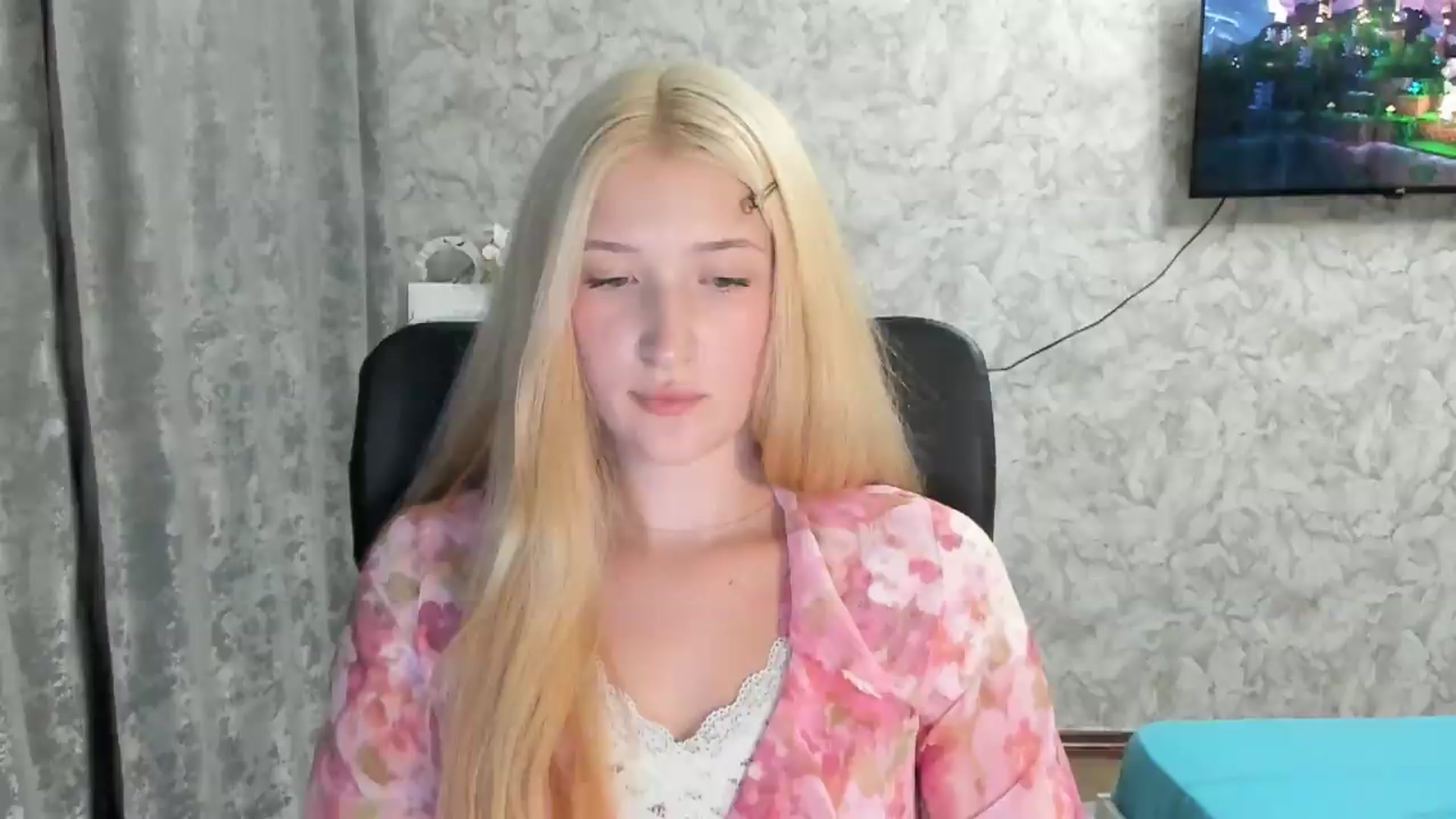 Gallery image thumbnail from Ilona_Here's myfreecams stream on, 08/27/2026, 19:15 image 2 of 20