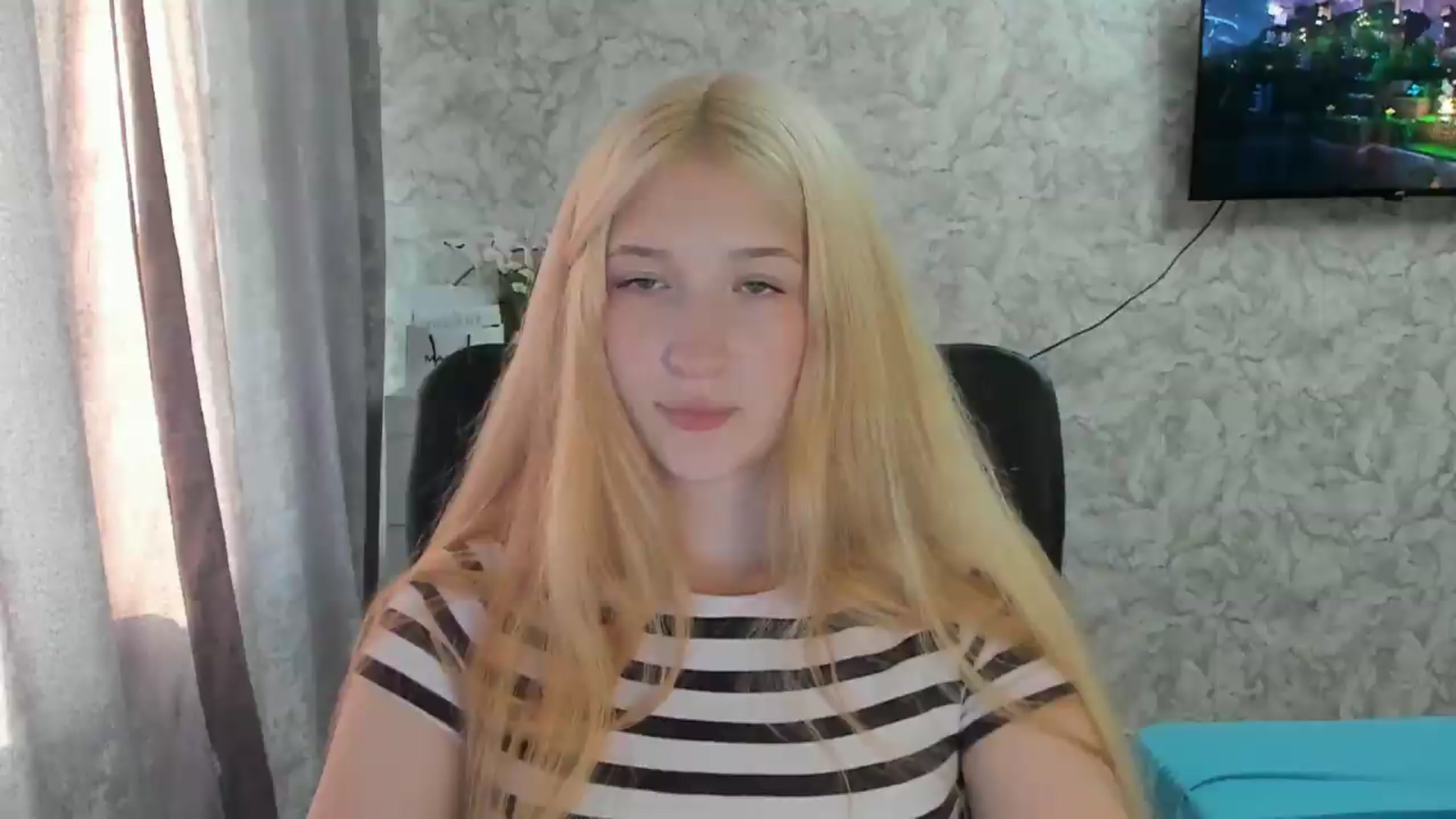 Gallery image thumbnail from Ilona_Here's myfreecams stream on, 08/28/2026, 15:28 image 13 of 20