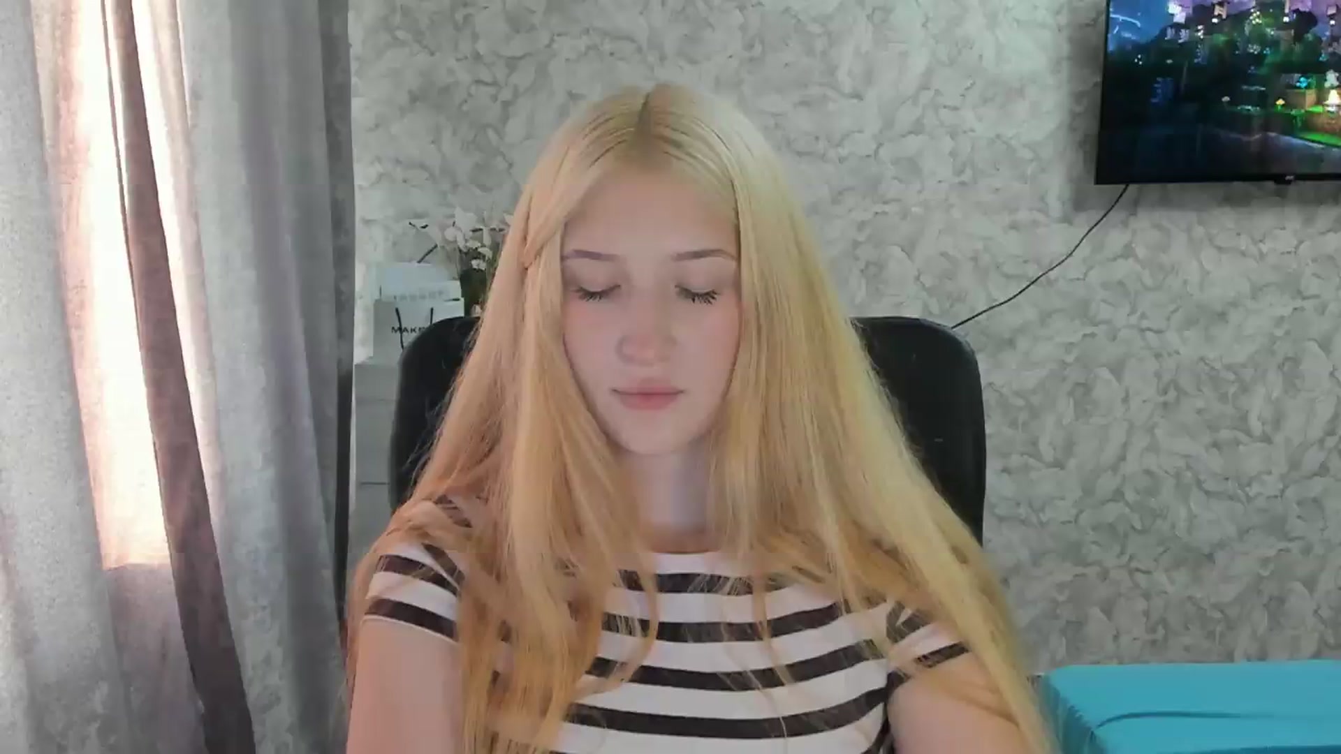 Gallery image thumbnail from Ilona_Here's myfreecams stream on, 08/28/2026, 15:28 image 20 of 20