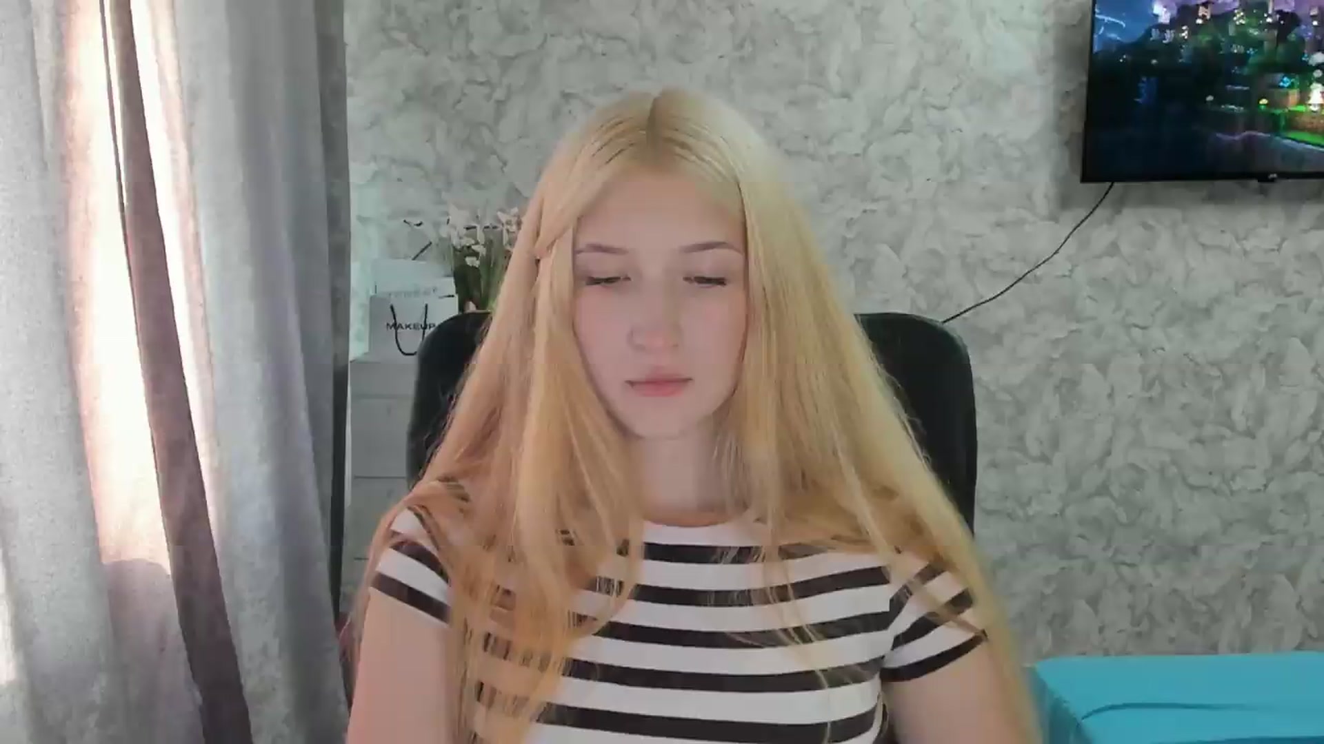 Gallery image thumbnail from Ilona_Here's myfreecams stream on, 08/28/2026, 15:28 image 9 of 20