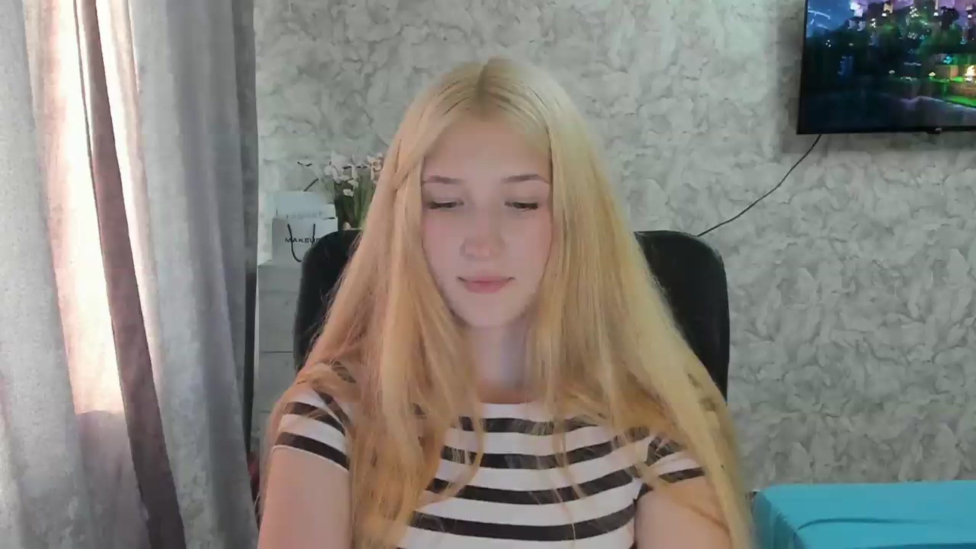 Gallery image thumbnail from Ilona_Here's myfreecams stream on, 08/28/2026, 15:28 image 19 of 20