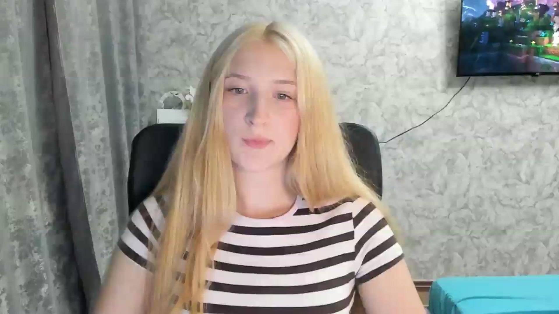 Gallery image thumbnail from Ilona_Here's myfreecams stream on, 08/28/2026, 18:01 image 3 of 20
