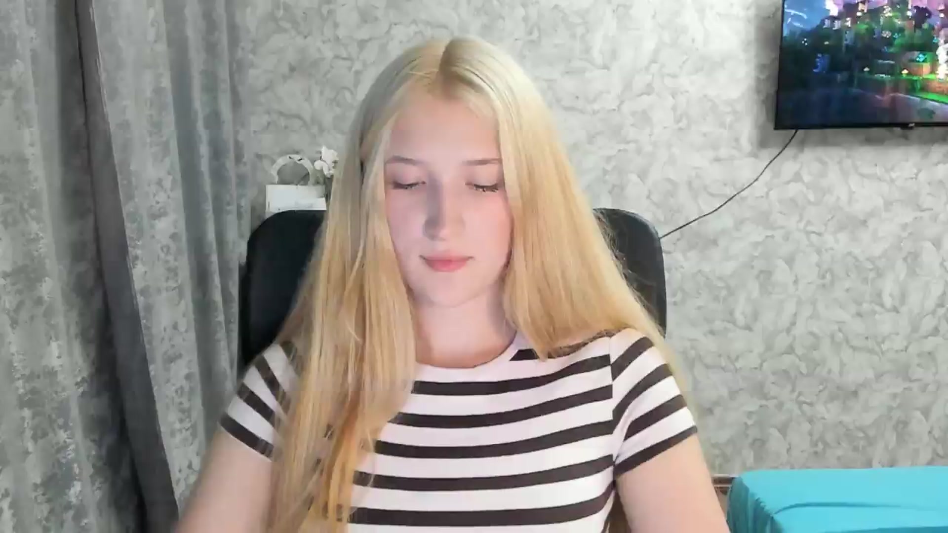Gallery image thumbnail from Ilona_Here's myfreecams stream on, 08/28/2026, 18:01 image 6 of 20