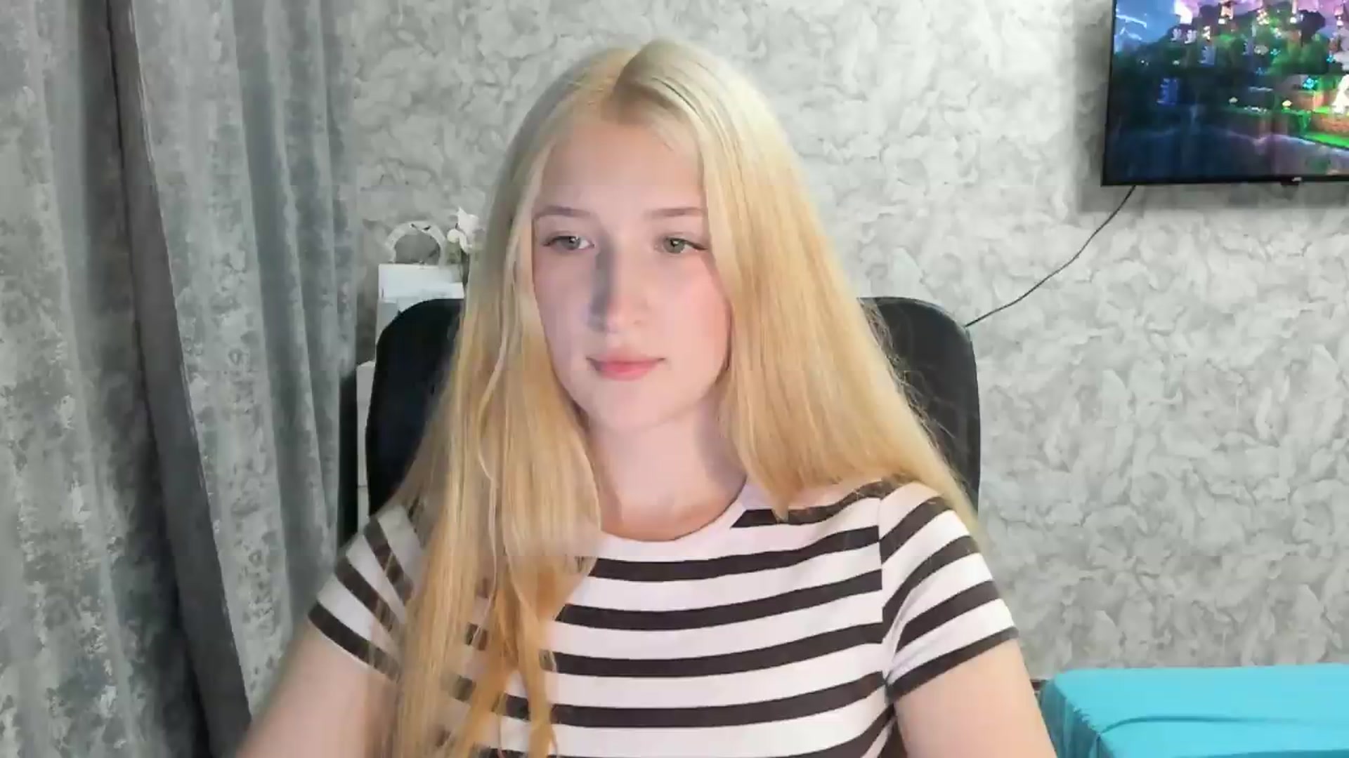 Gallery image thumbnail from Ilona_Here's myfreecams stream on, 08/28/2026, 18:01 image 1 of 20