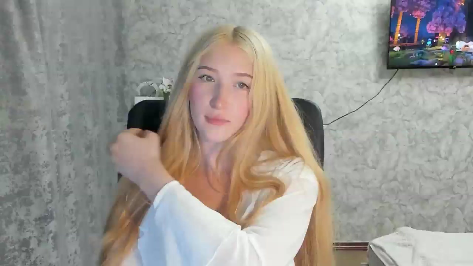 Gallery image thumbnail from Ilona_Here's myfreecams stream on, 08/31/2026, 17:30 image 18 of 20