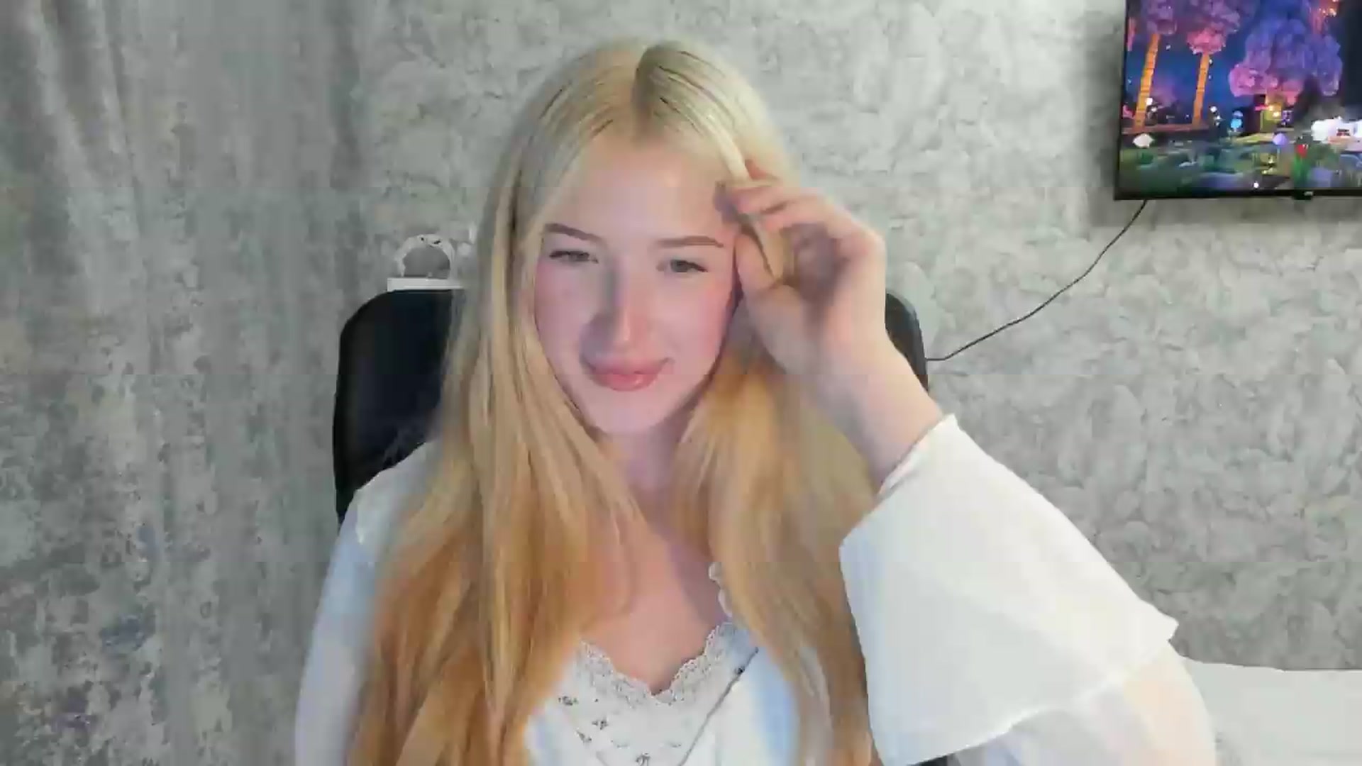 Gallery image thumbnail from Ilona_Here's myfreecams stream on, 08/31/2026, 18:09 image 17 of 20