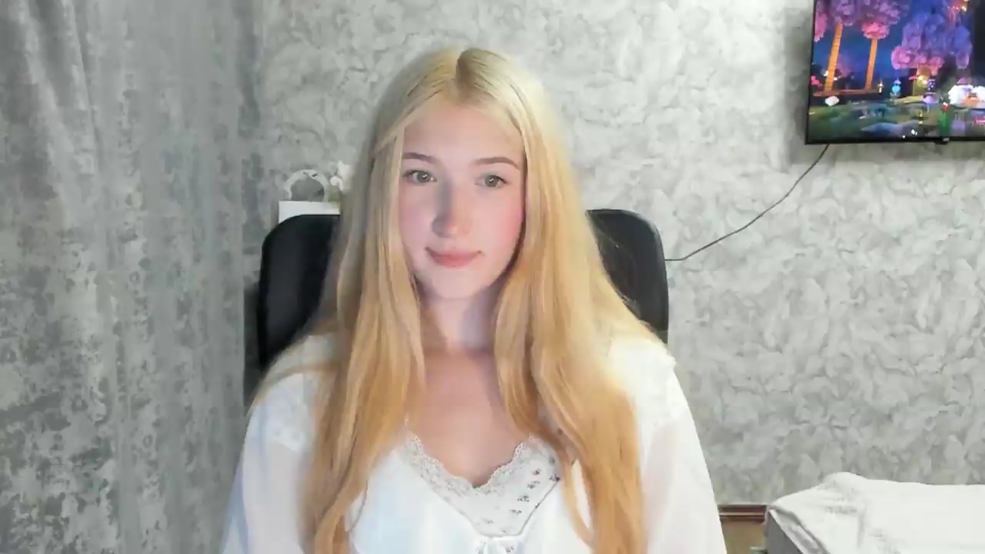 Gallery image thumbnail from Ilona_Here's myfreecams stream on, 08/31/2026, 19:15 image 7 of 20