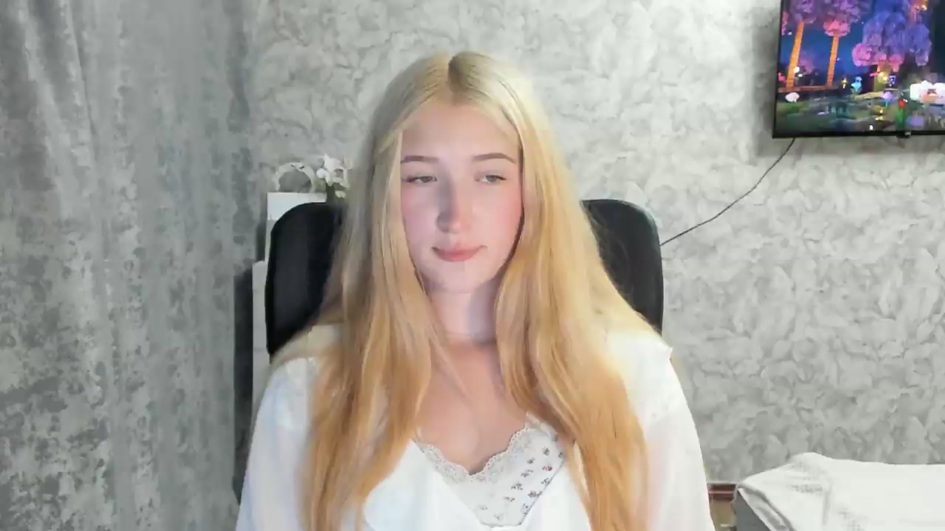 Gallery image thumbnail from Ilona_Here's myfreecams stream on, 08/31/2026, 19:15 image 6 of 20