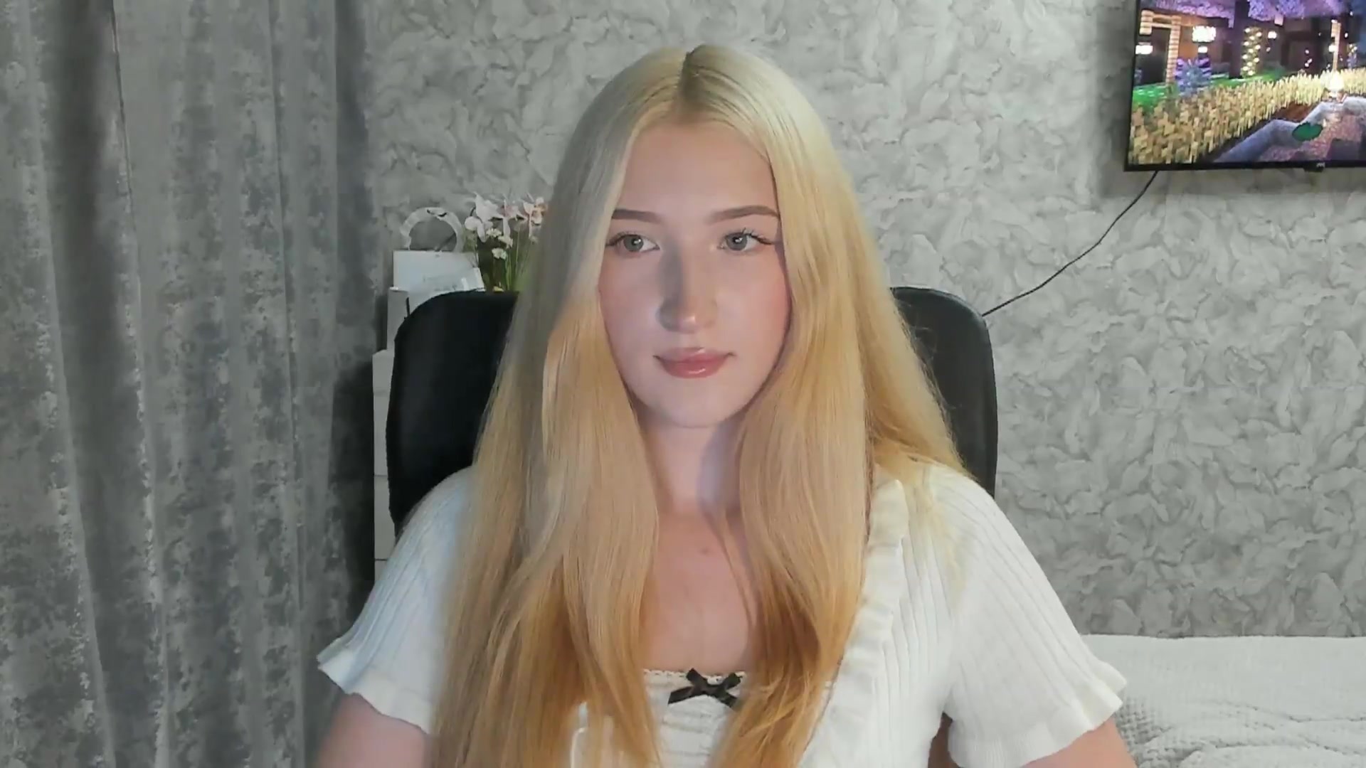 Gallery image thumbnail from Ilona_Here's myfreecams stream on, 09/02/2026, 19:24 image 8 of 20