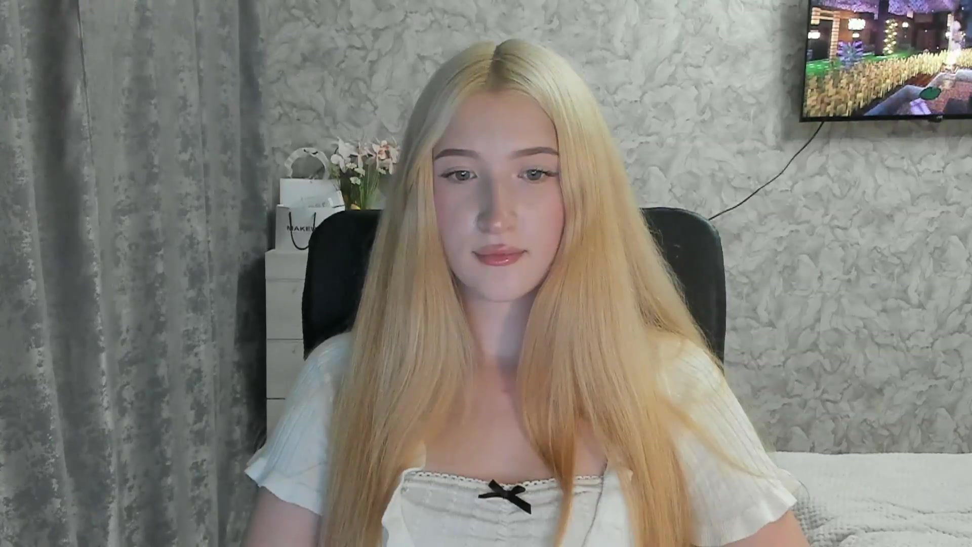 Gallery image thumbnail from Ilona_Here's myfreecams stream on, 09/02/2026, 19:24 image 20 of 20