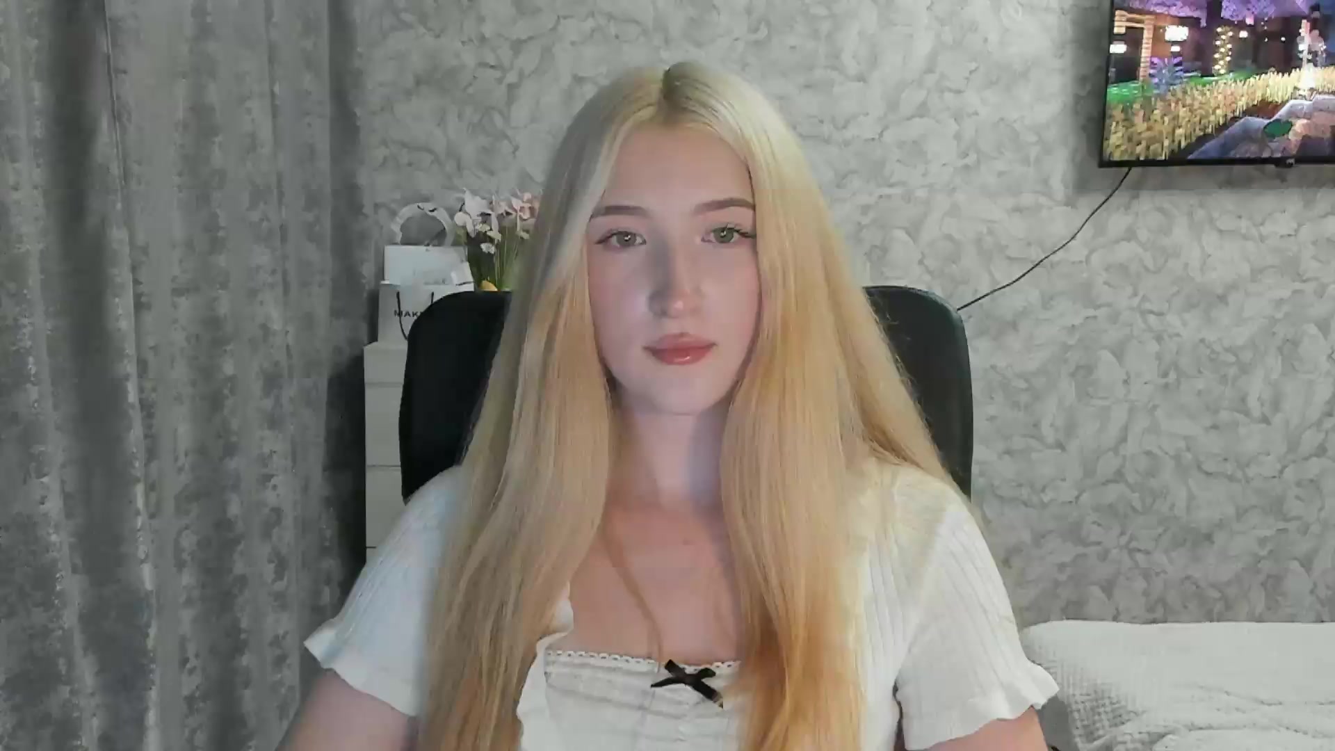 Gallery image thumbnail from Ilona_Here's myfreecams stream on, 09/02/2026, 19:24 image 13 of 20
