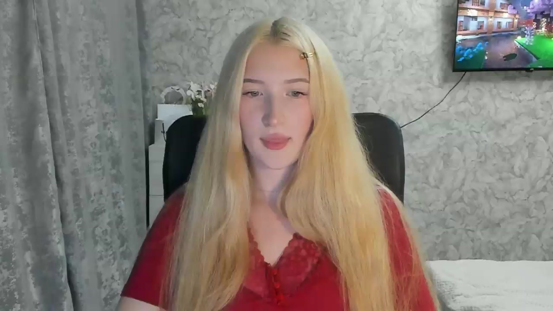 Gallery image thumbnail from Ilona_Here's myfreecams stream on, 09/05/2026, 16:49 image 20 of 20