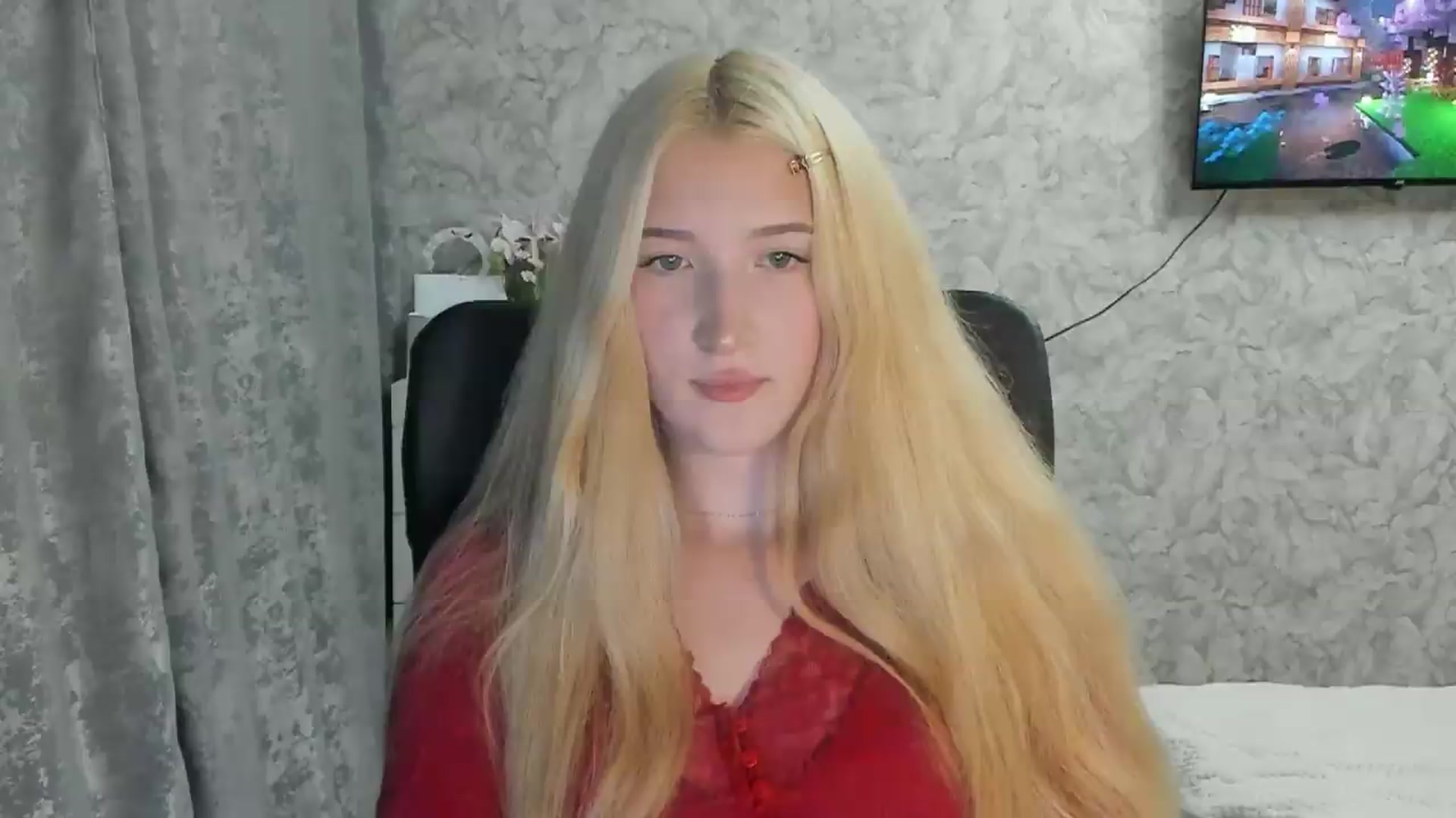 Gallery image thumbnail from Ilona_Here's myfreecams stream on, 09/05/2026, 16:49 image 8 of 20
