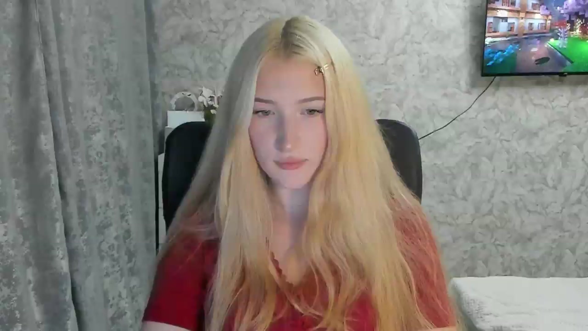 Gallery image thumbnail from Ilona_Here's myfreecams stream on, 09/05/2026, 17:55 image 5 of 20