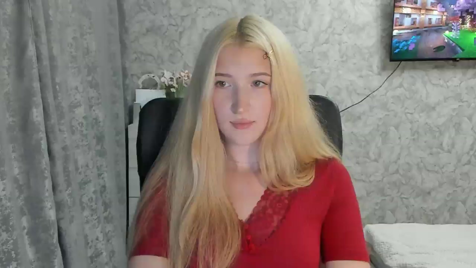 Gallery image thumbnail from Ilona_Here's myfreecams stream on, 09/05/2026, 18:57 image 3 of 20