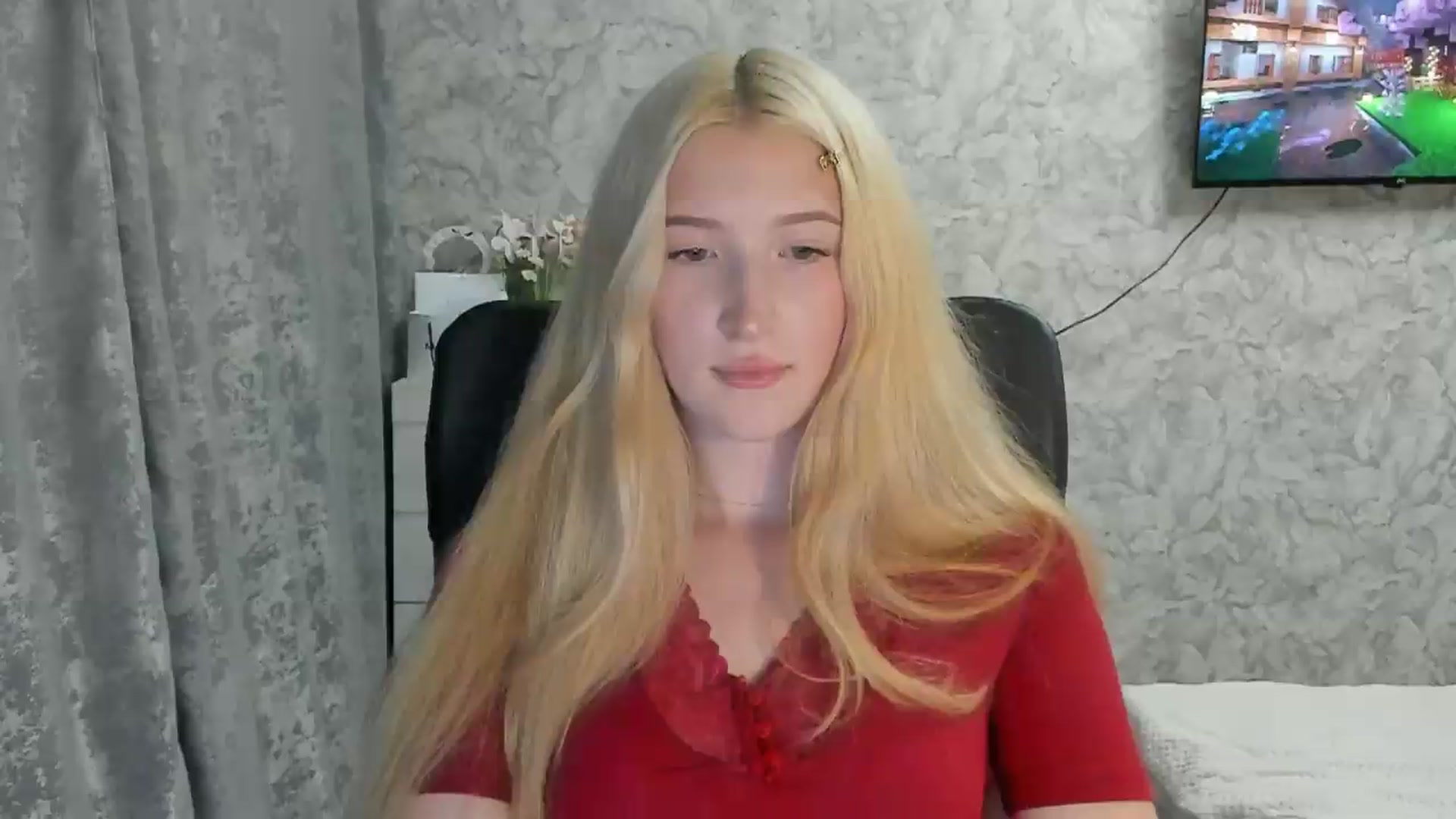 Gallery image thumbnail from Ilona_Here's myfreecams stream on, 09/05/2026, 18:57 image 10 of 20