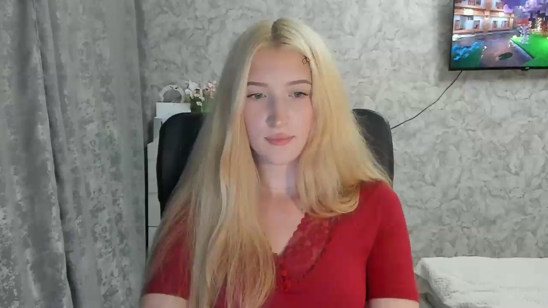 Gallery image thumbnail from Ilona_Here's myfreecams stream on, 09/05/2026, 18:57 image 2 of 20