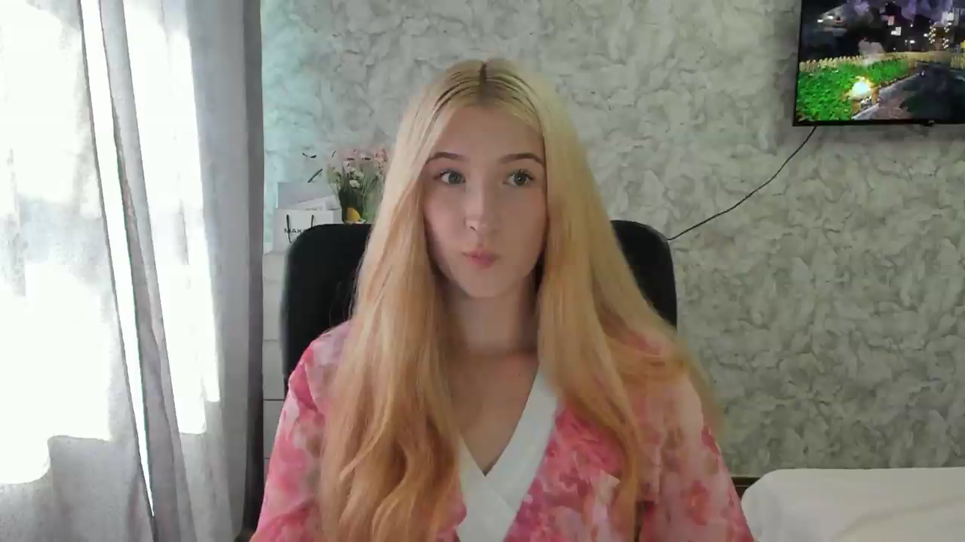 Gallery image thumbnail from Ilona_Here's myfreecams stream on, 09/07/2026, 13:11 image 13 of 20