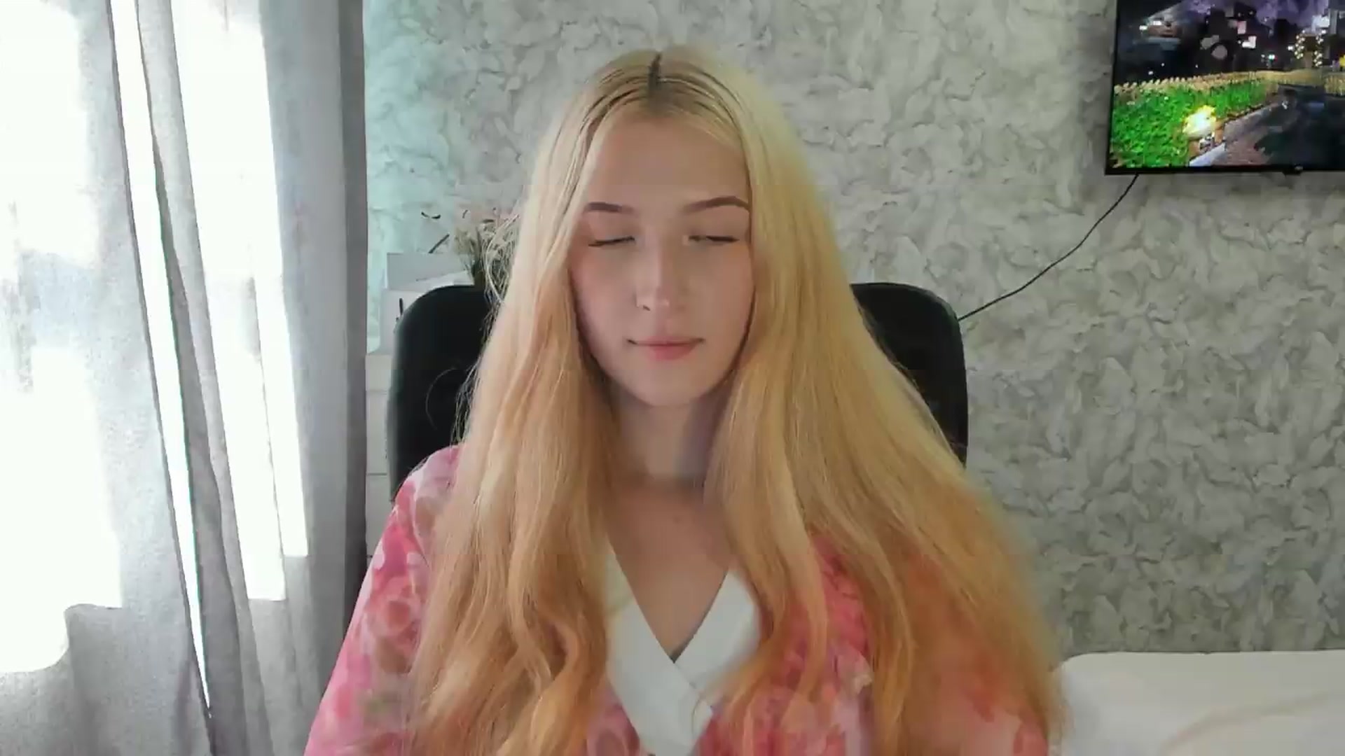 Gallery image thumbnail from Ilona_Here's myfreecams stream on, 09/07/2026, 13:11 image 16 of 20