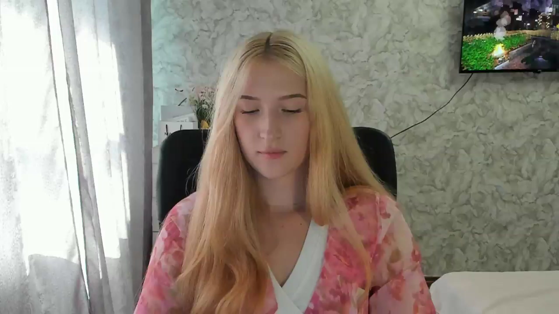 Gallery image thumbnail from Ilona_Here's myfreecams stream on, 09/07/2026, 13:11 image 1 of 20