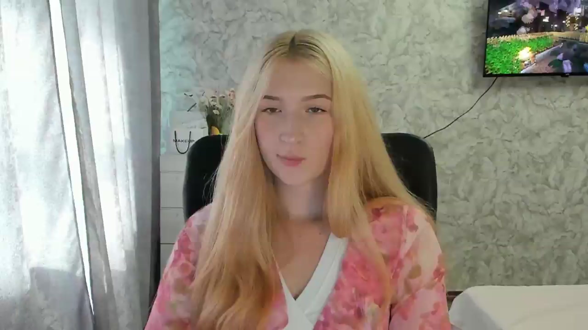 Gallery image thumbnail from Ilona_Here's myfreecams stream on, 09/07/2026, 13:11 image 2 of 20