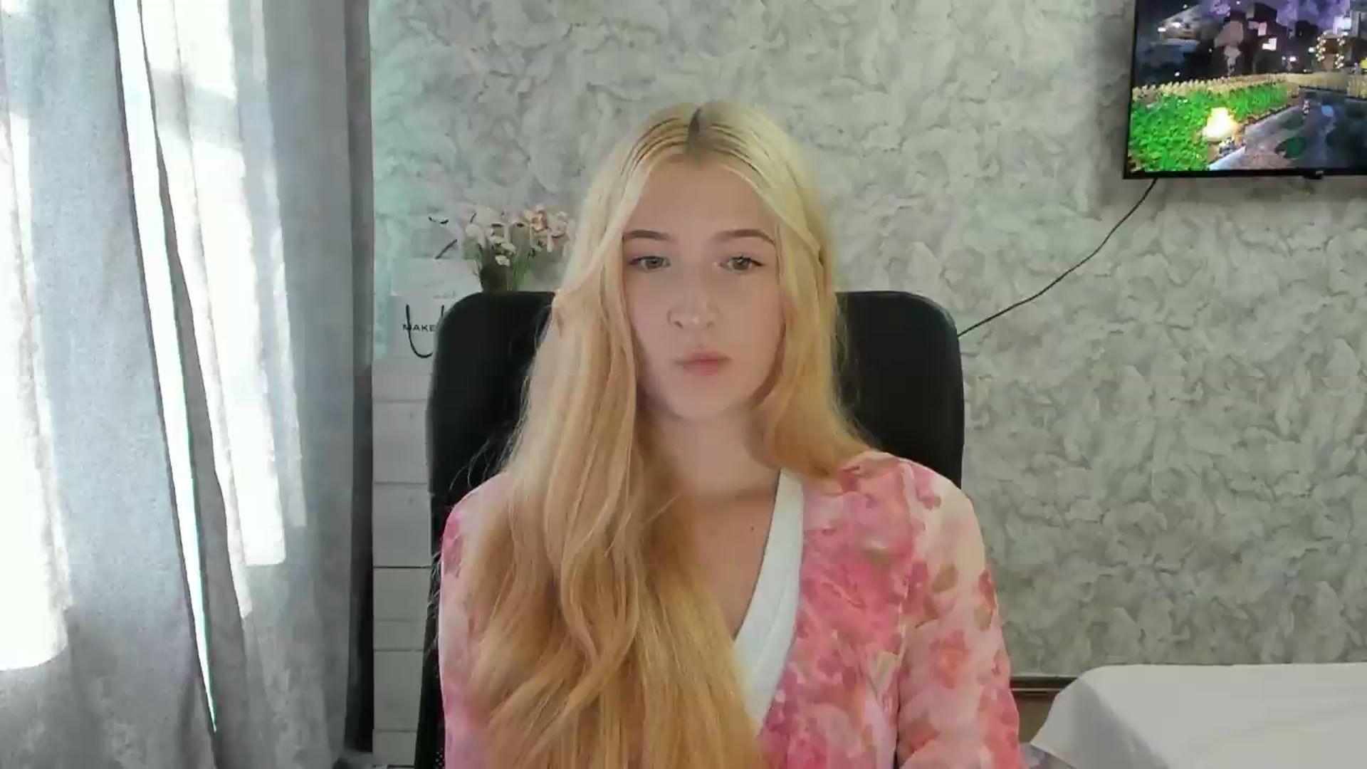 Gallery image thumbnail from Ilona_Here's myfreecams stream on, 09/07/2026, 14:13 image 18 of 20