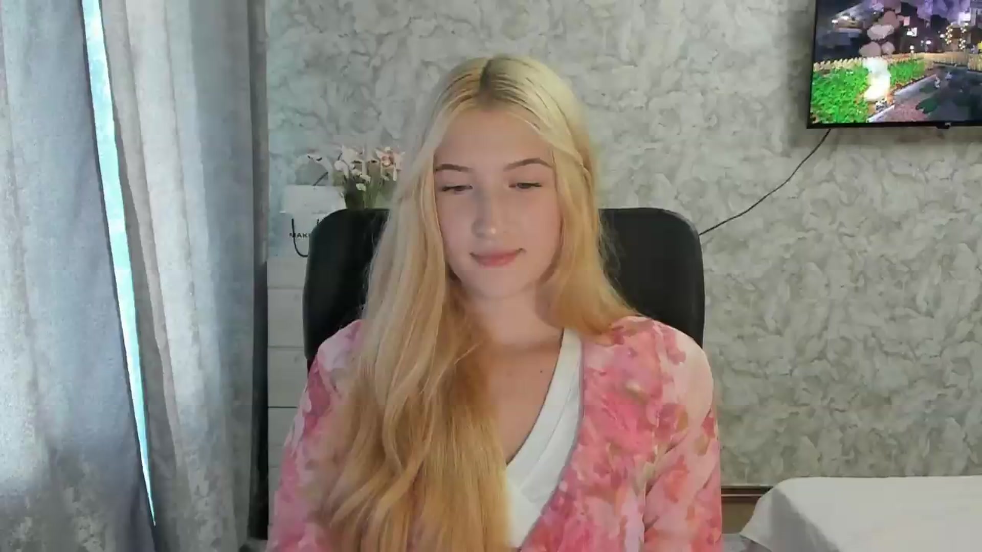Gallery image thumbnail from Ilona_Here's myfreecams stream on, 09/07/2026, 14:13 image 7 of 20