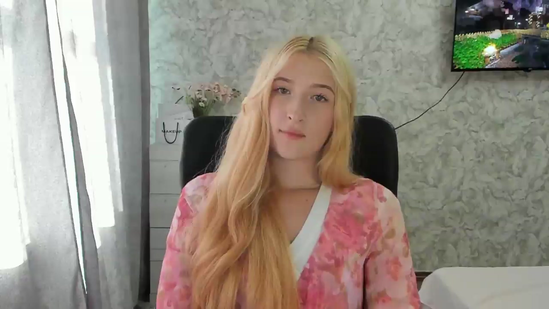 Gallery image thumbnail from Ilona_Here's myfreecams stream on, 09/07/2026, 14:13 image 16 of 20