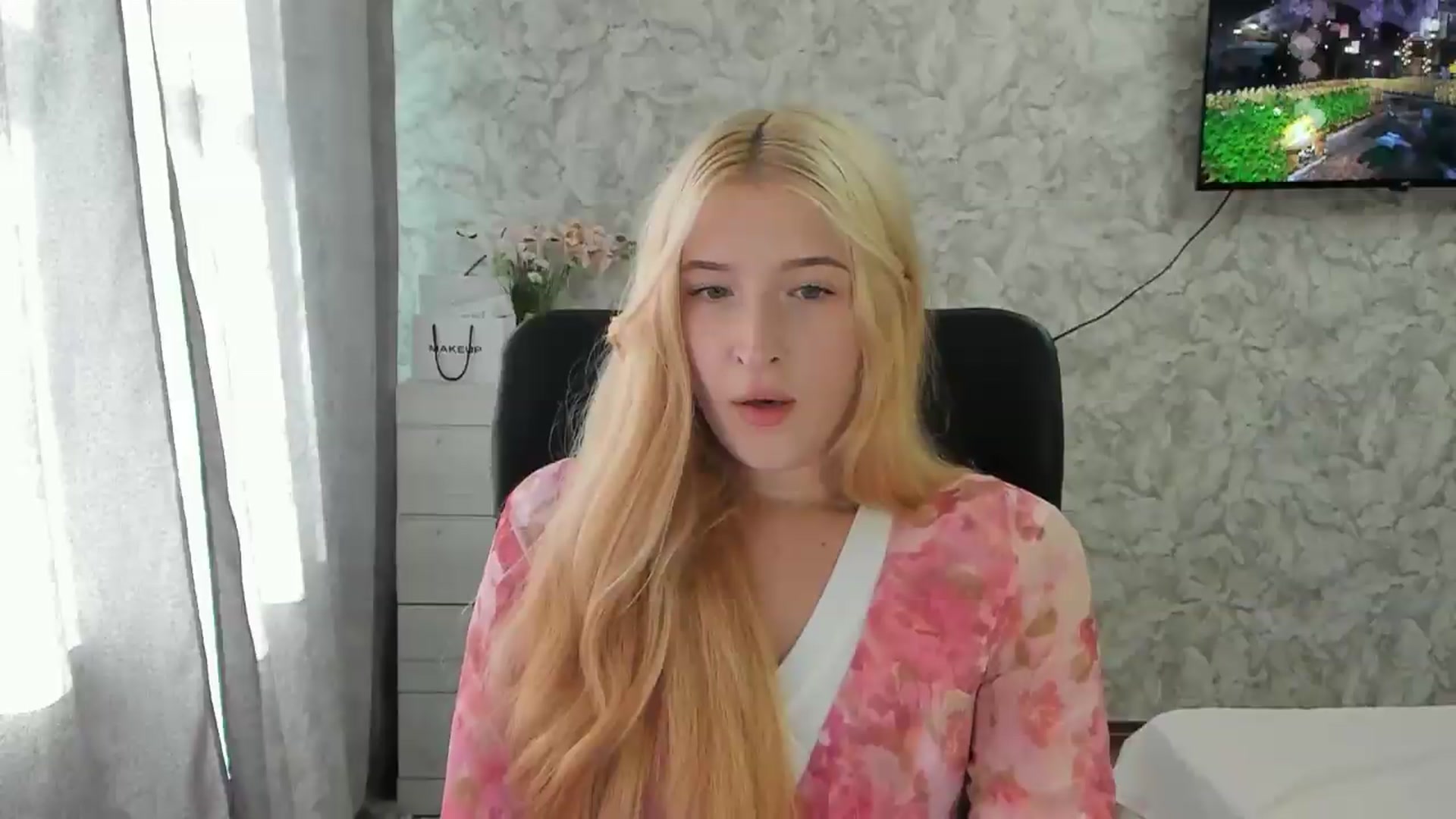Gallery image thumbnail from Ilona_Here's myfreecams stream on, 09/07/2026, 14:13 image 15 of 20