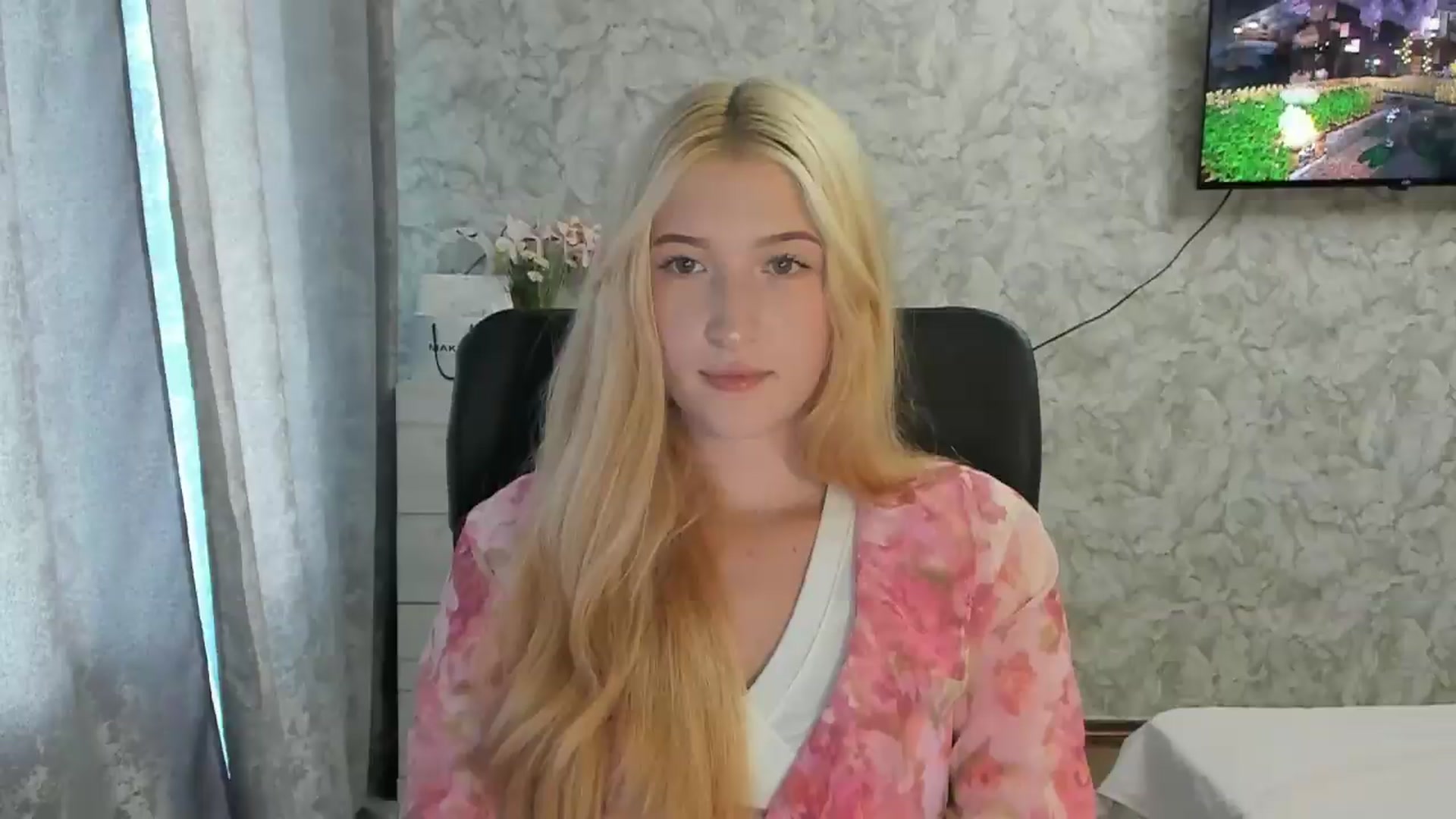 Gallery image thumbnail from Ilona_Here's myfreecams stream on, 09/07/2026, 14:13 image 6 of 20