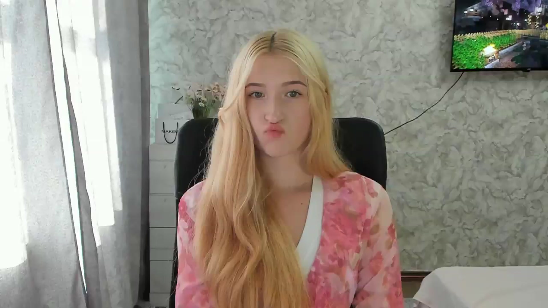 Gallery image thumbnail from Ilona_Here's myfreecams stream on, 09/07/2026, 14:13 image 20 of 20