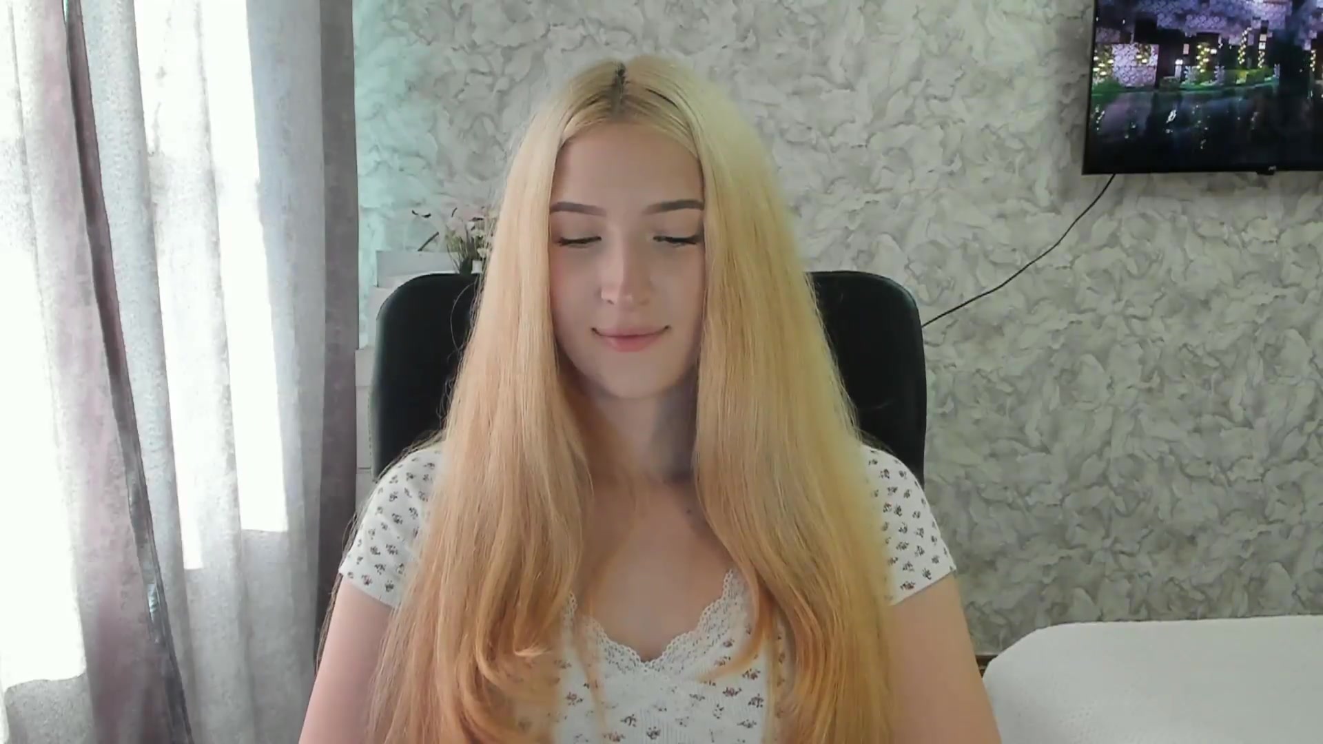 Gallery image thumbnail from Ilona_Here's myfreecams stream on, 09/11/2026, 13:30 image 20 of 20
