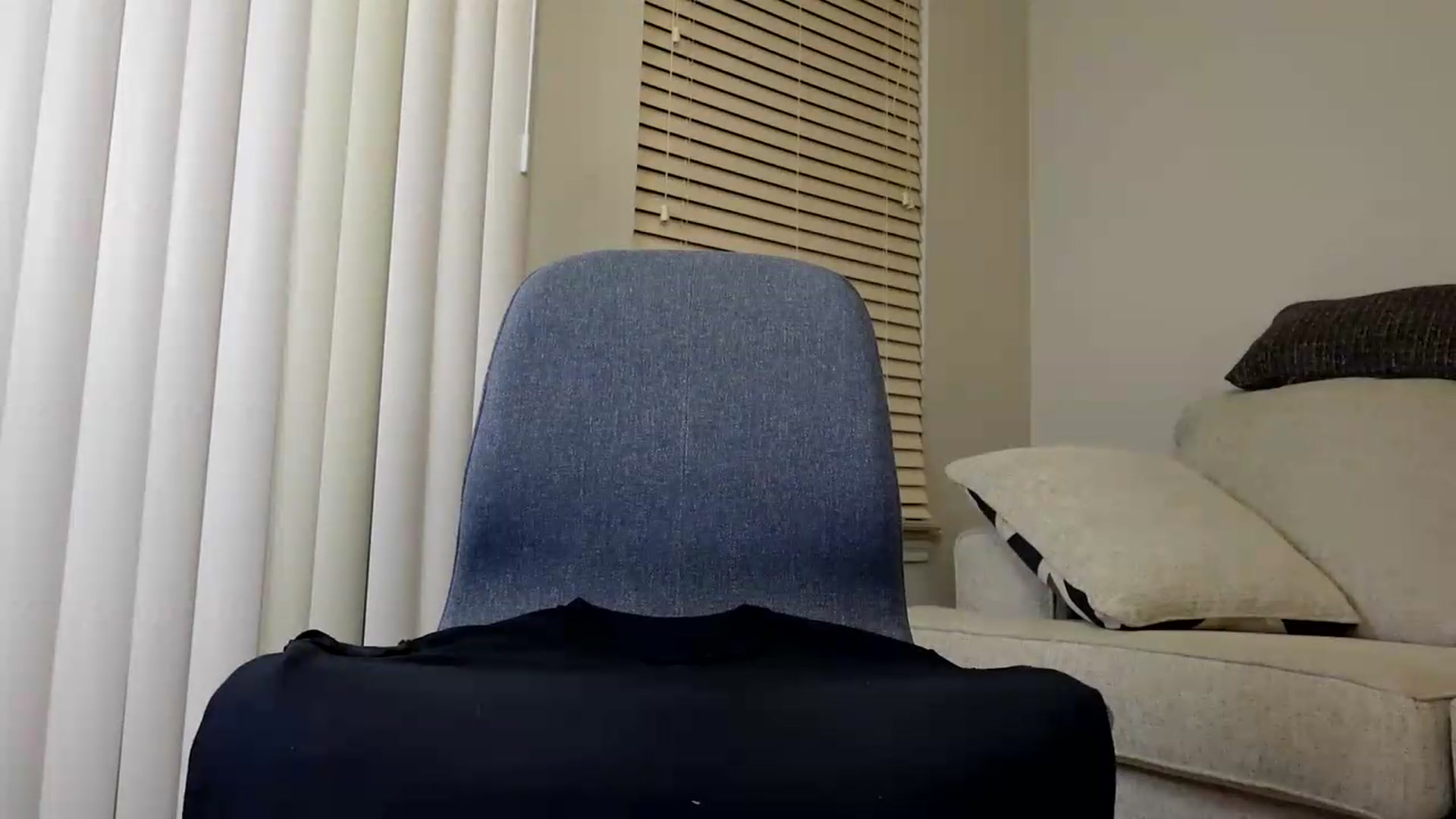 Gallery image thumbnail from IloveGigi's myfreecams stream on, 05/13/2026, 05:49 image 2 of 20
