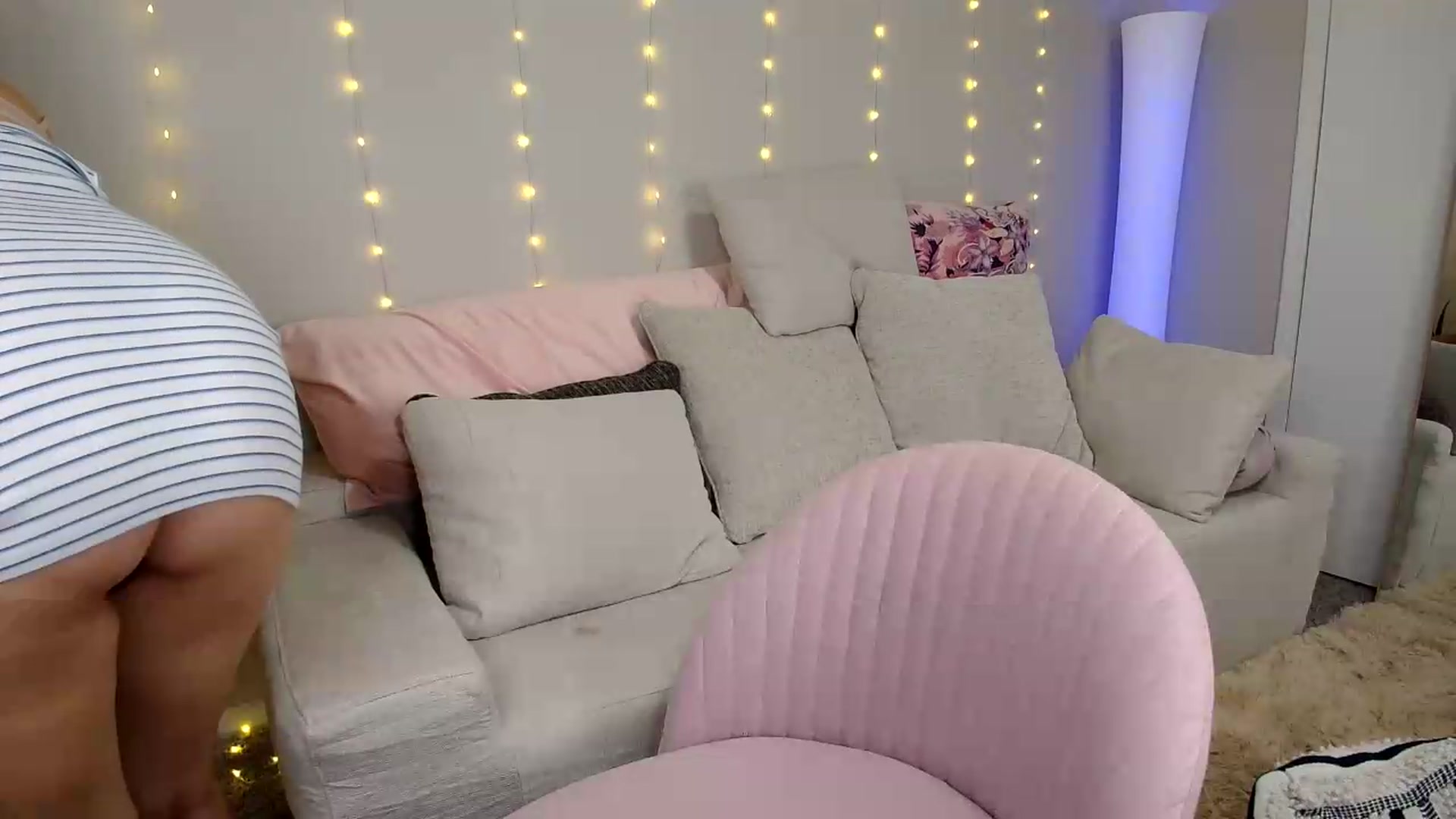 Gallery image thumbnail from IloveGigi's myfreecams stream on, 09/15/2026, 08:49 image 20 of 20
