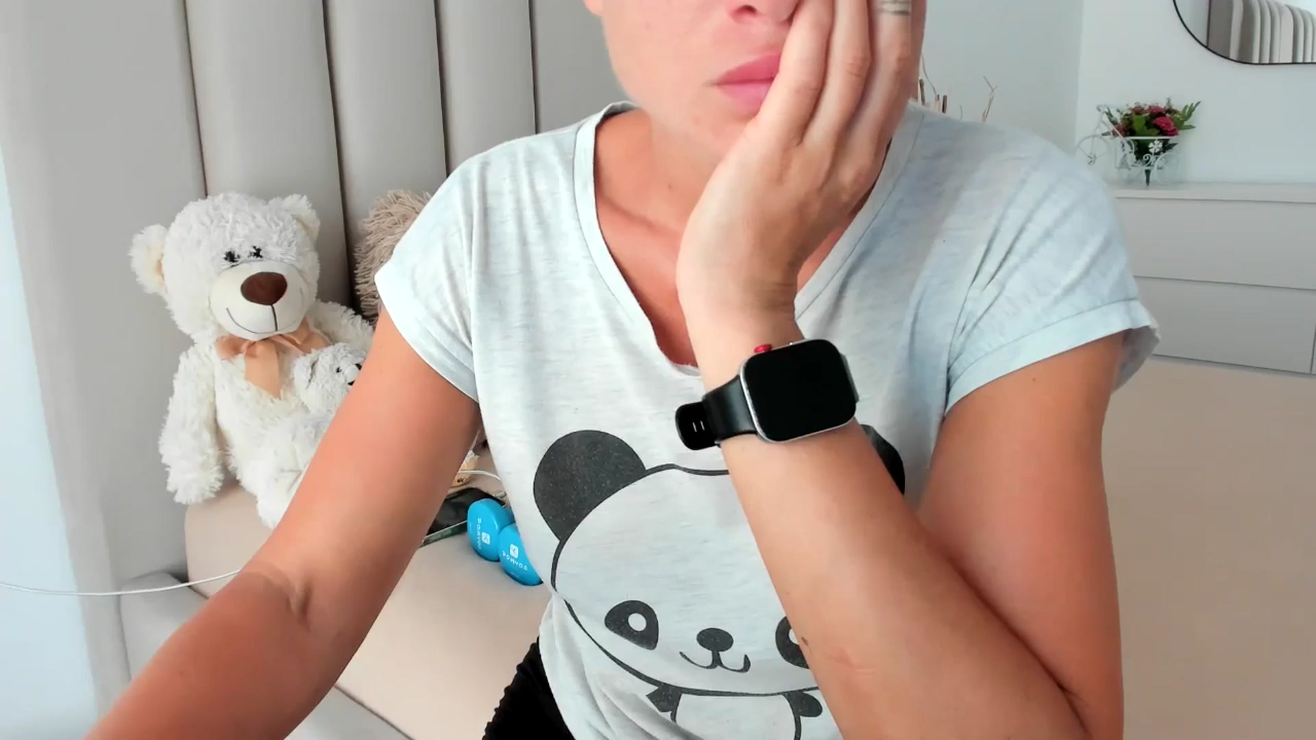 Gallery image thumbnail from ImASurvivor's myfreecams stream on, 07/04/2025, 18:22 image 12 of 20