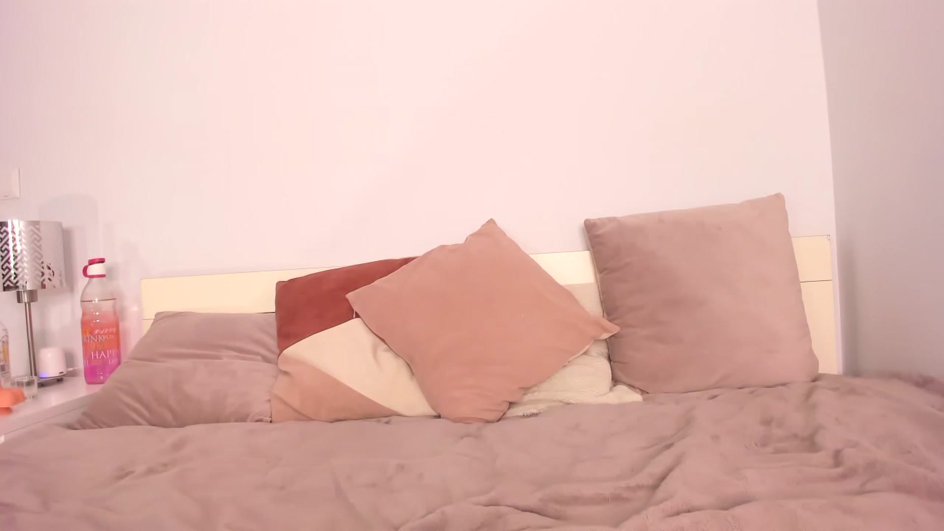 Gallery image thumbnail from ImAna_xo's myfreecams stream on, 04/29/2023, 20:54 image 17 of 20