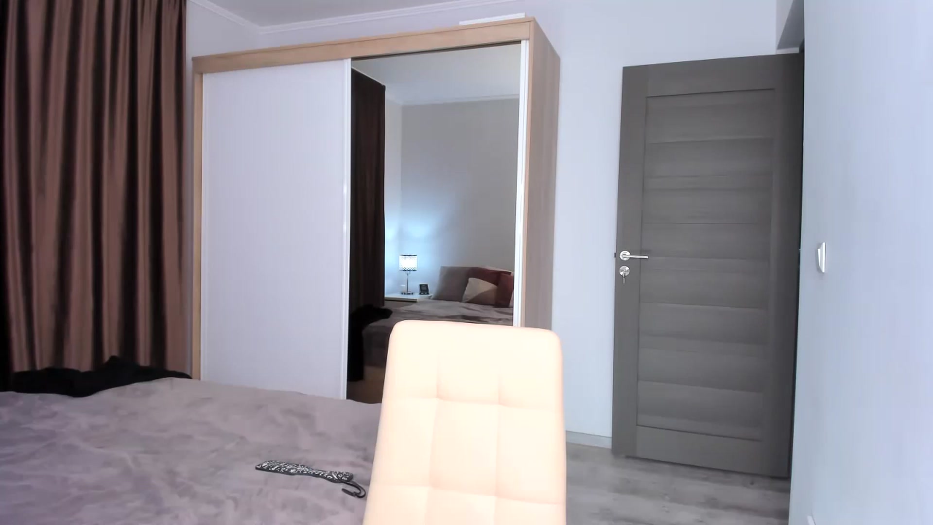 Gallery image thumbnail from ImAna_xo's myfreecams stream on, 05/06/2023, 18:48 image 10 of 20