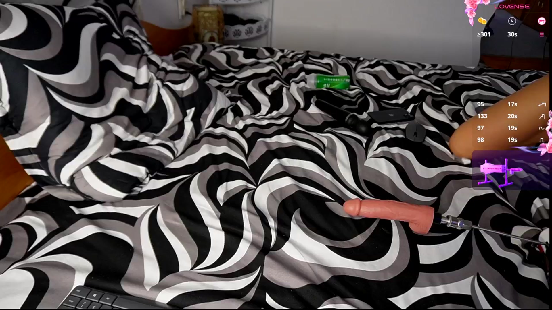 Gallery image thumbnail from ImAnnie's myfreecams stream on, 10/05/2025, 13:35 image 18 of 20