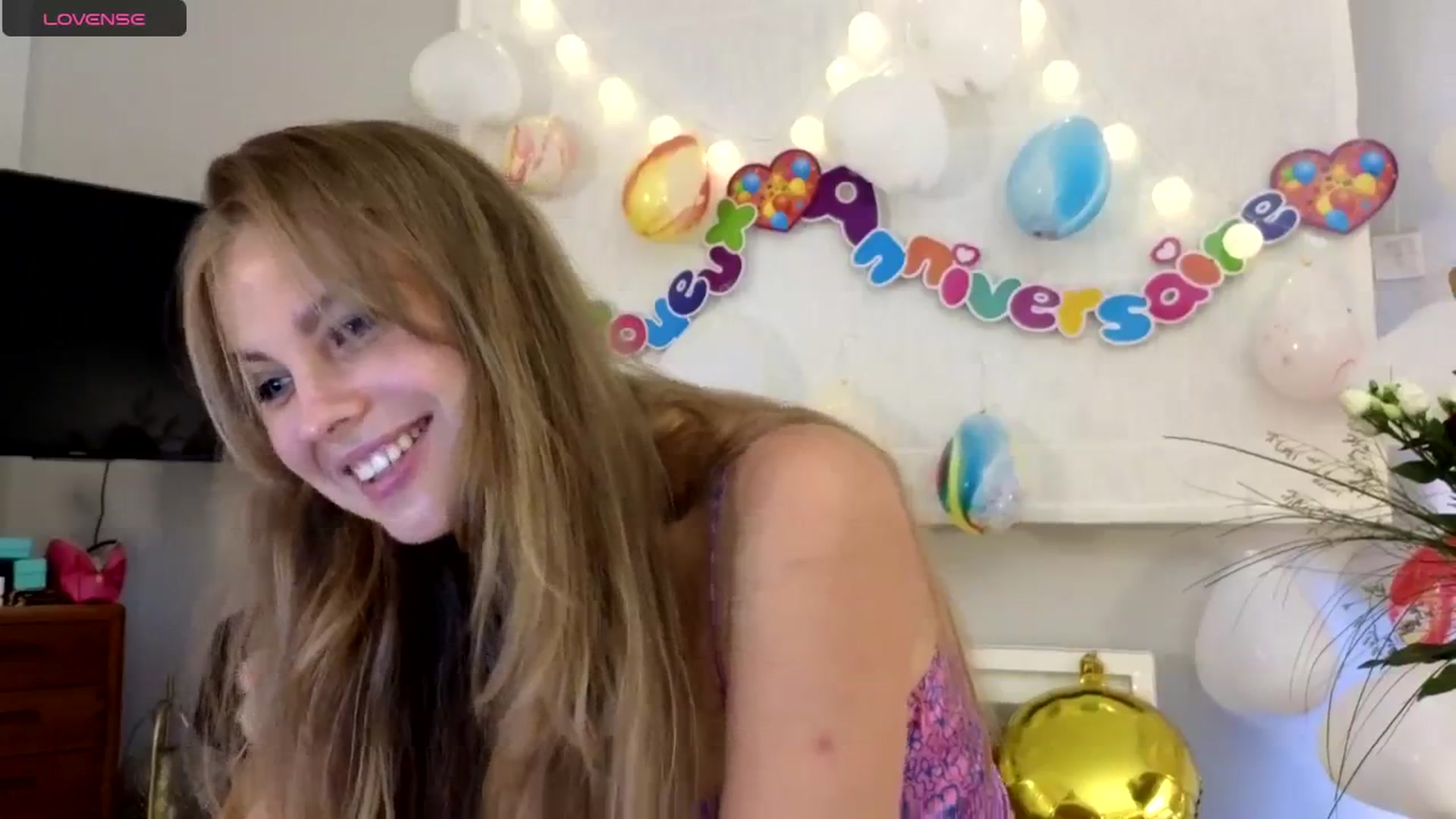 Gallery image thumbnail from ImBdayKeira's myfreecams stream on, 09/07/2024, 18:47 image 4 of 20